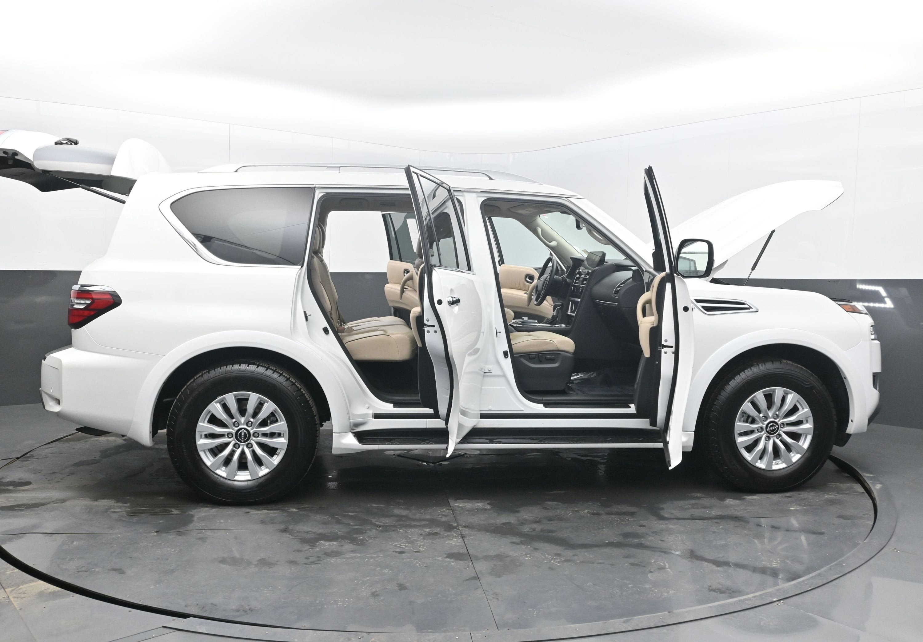 2024 Nissan Armada SV