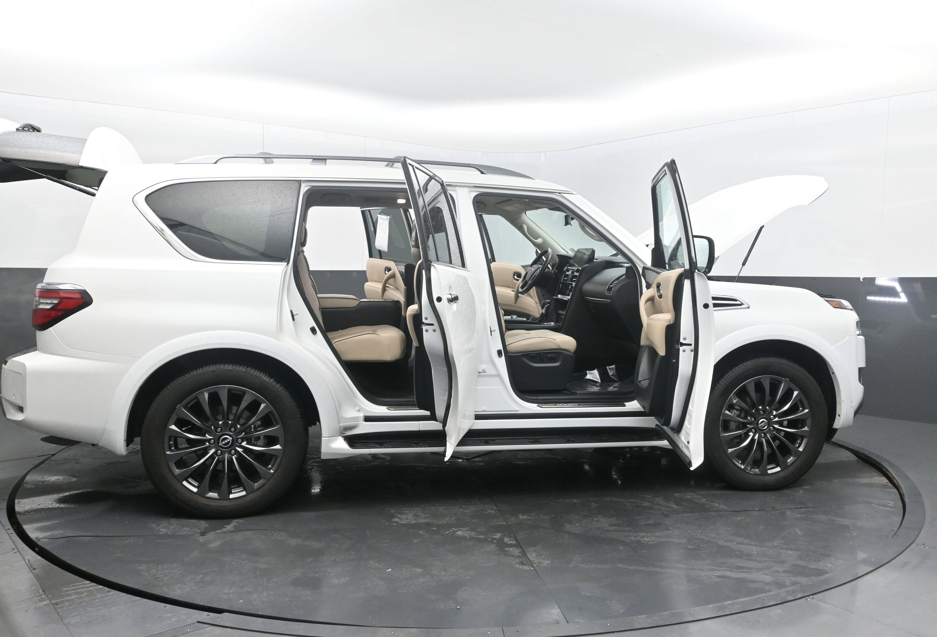 2023 Nissan Armada Platinum