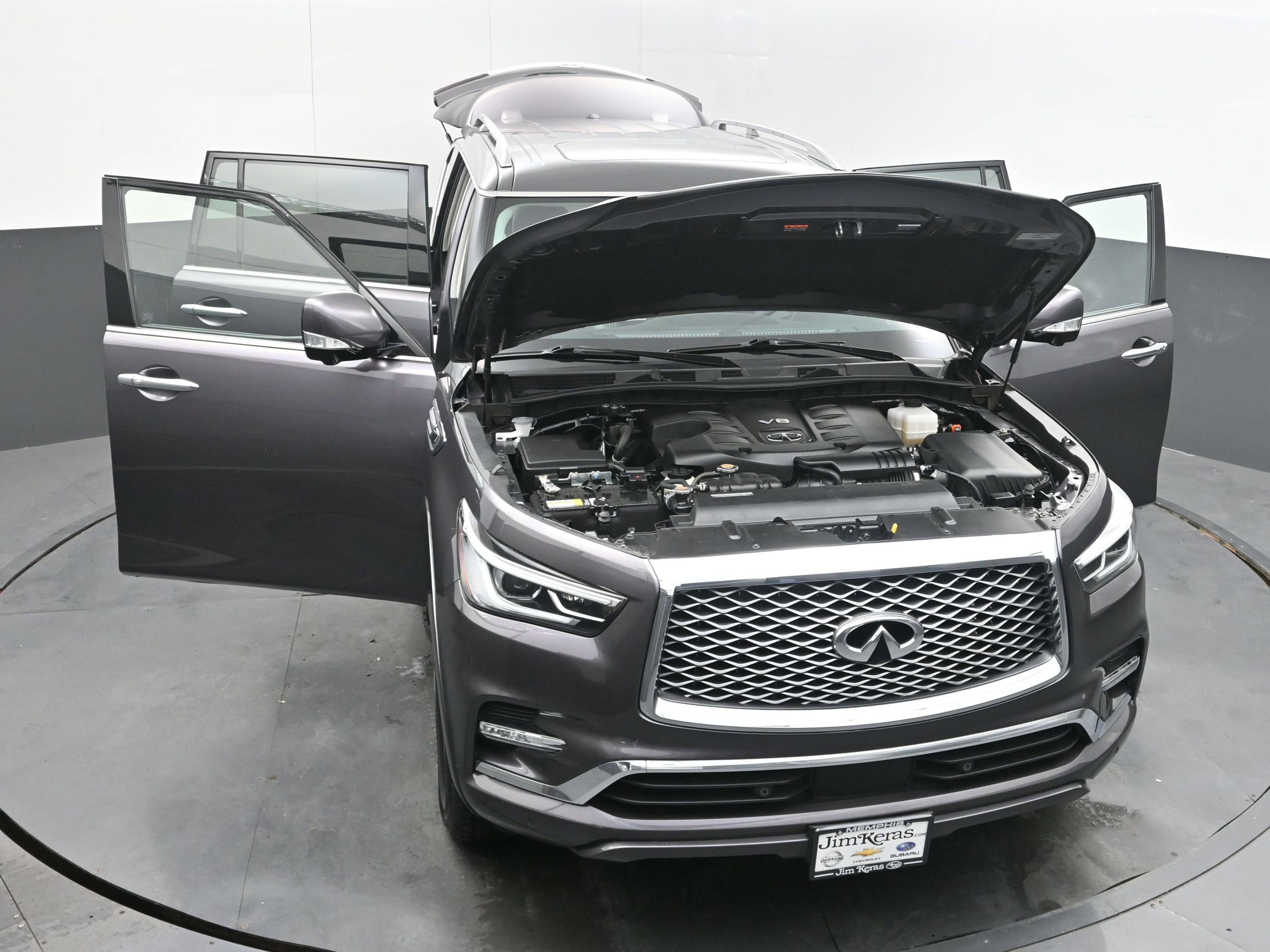 2024 INFINITI QX80 LUXE