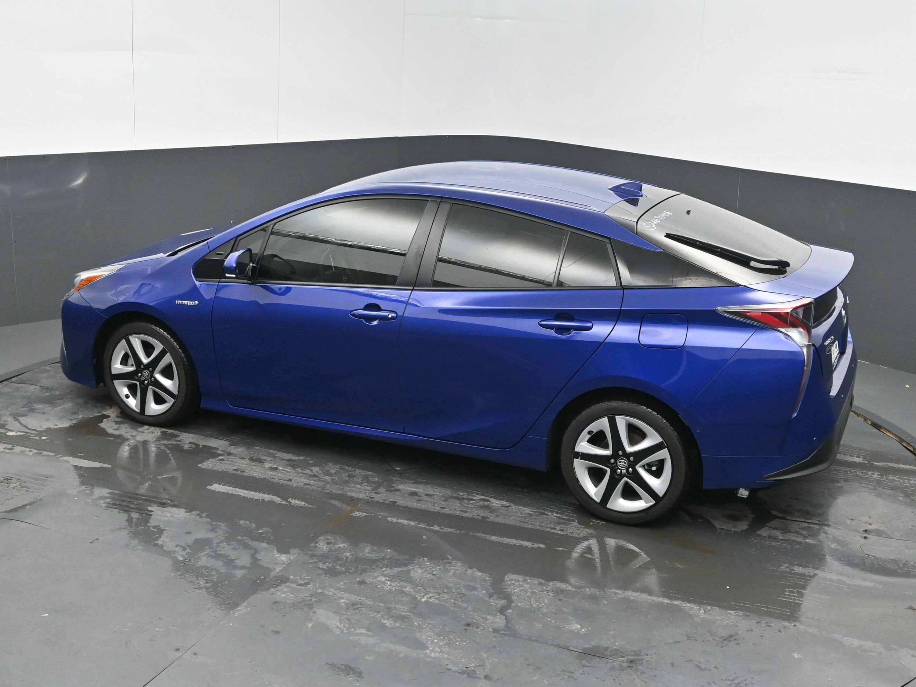 2017 Toyota Prius Three Touring