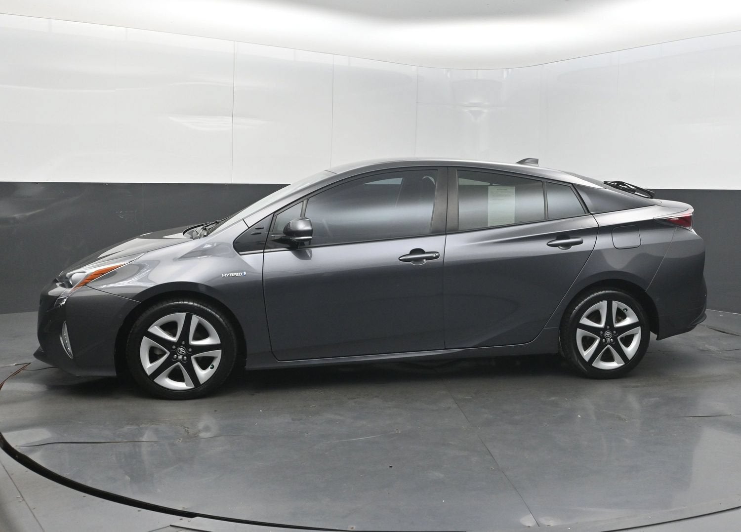 2017 Toyota Prius Four Touring