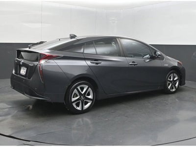 2017 Toyota Prius Four Touring