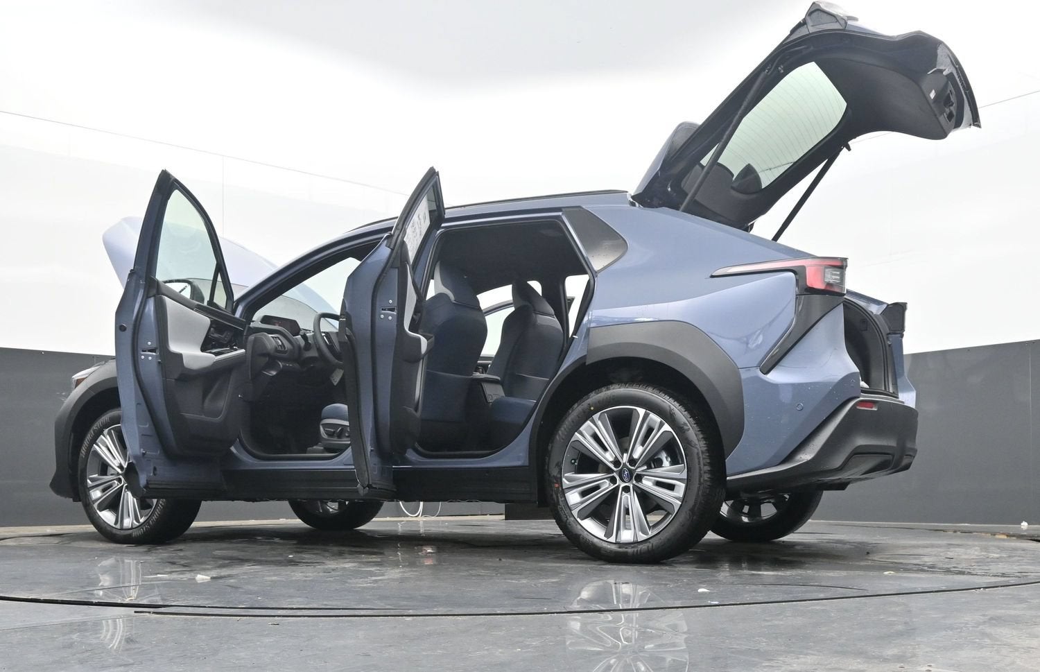 2025 Subaru Solterra Limited