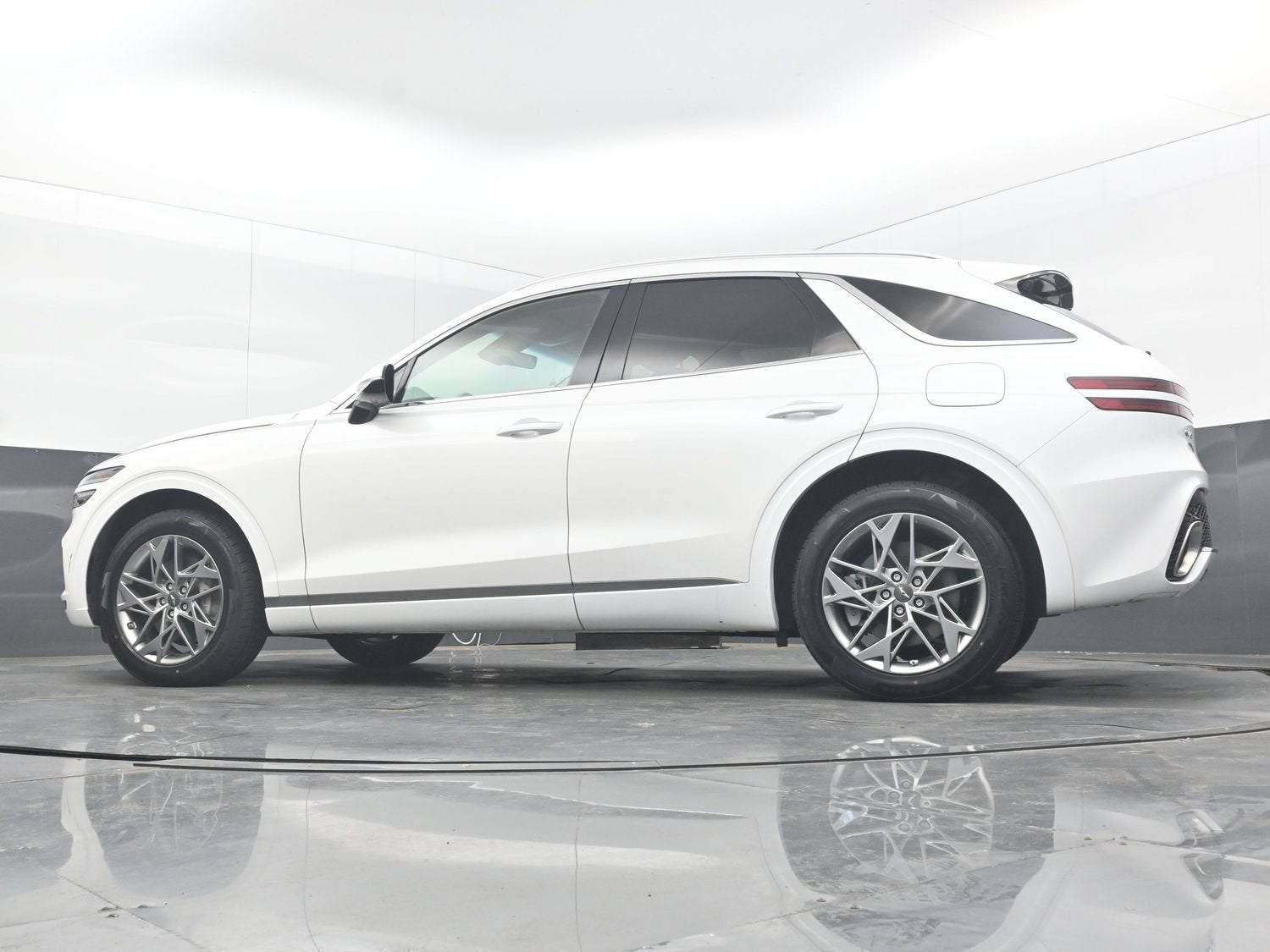 2025 Genesis GV70 2.5T