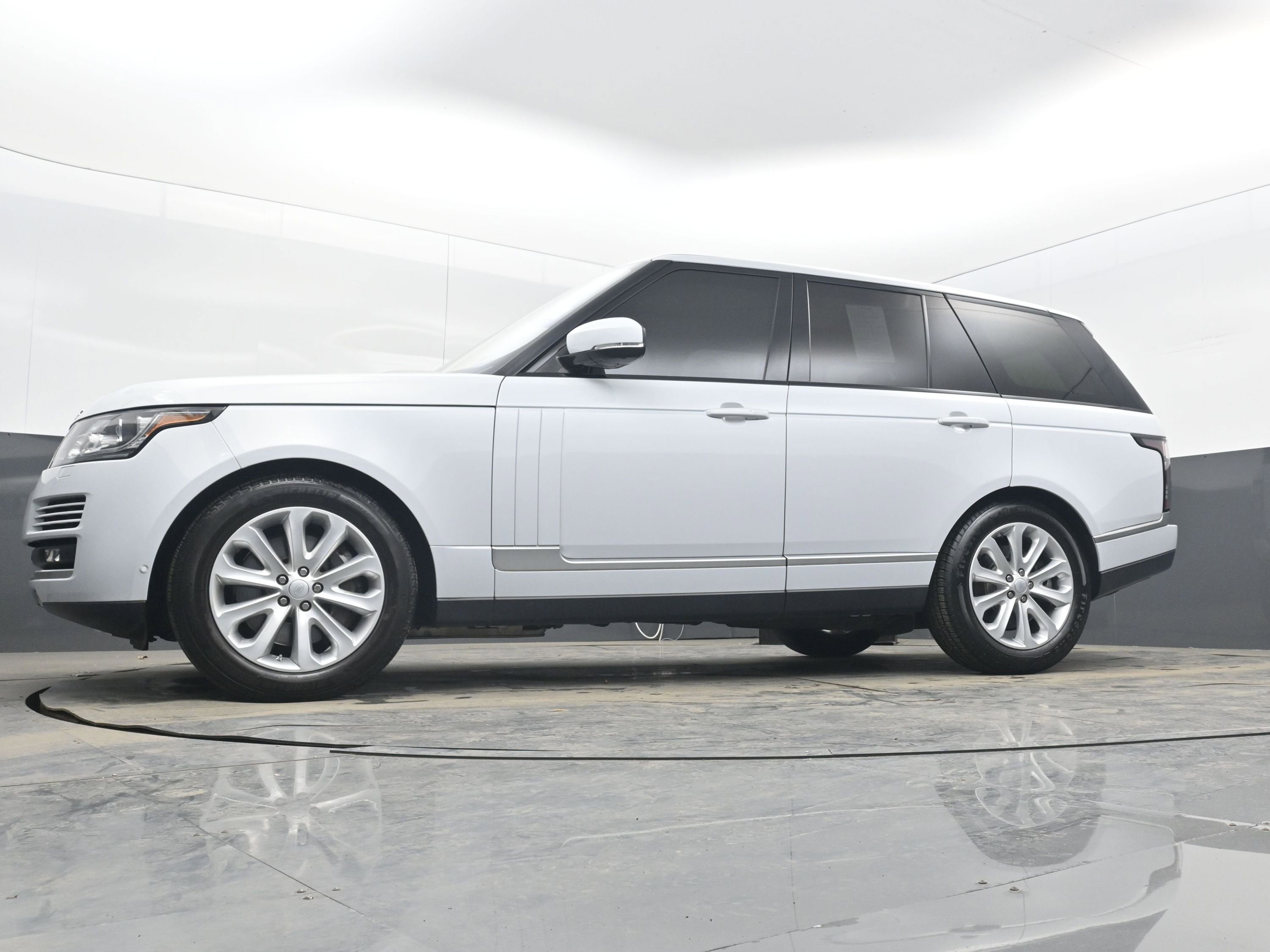 2017 Land Rover Range Rover HSE