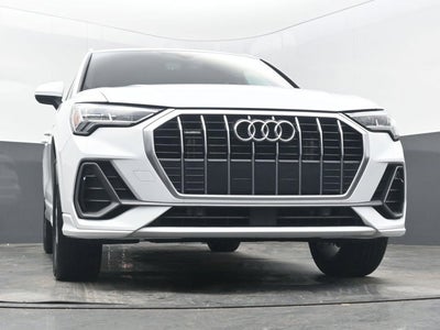 2024 Audi Q3 S line Premium