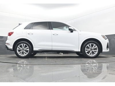 2024 Audi Q3 S line Premium