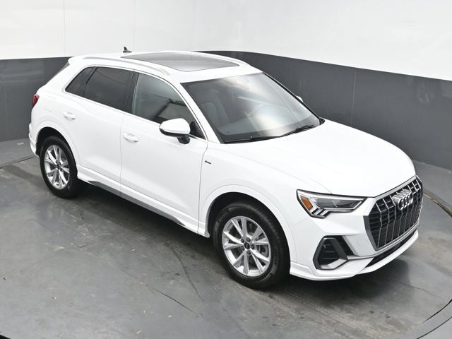 2024 Audi Q3 S line Premium