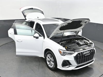 2024 Audi Q3 S line Premium