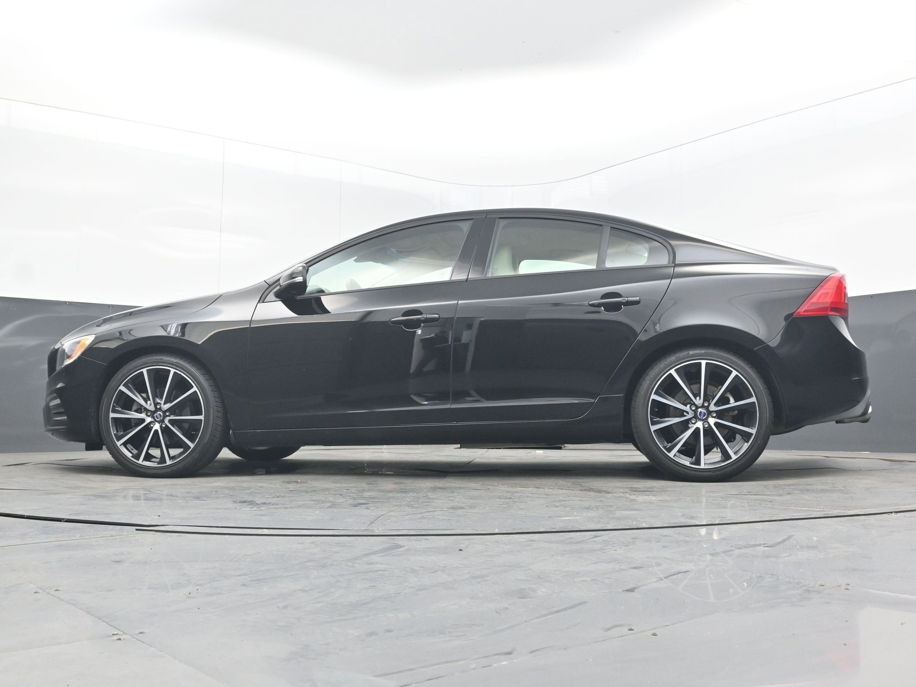 2017 Volvo S60 Dynamic