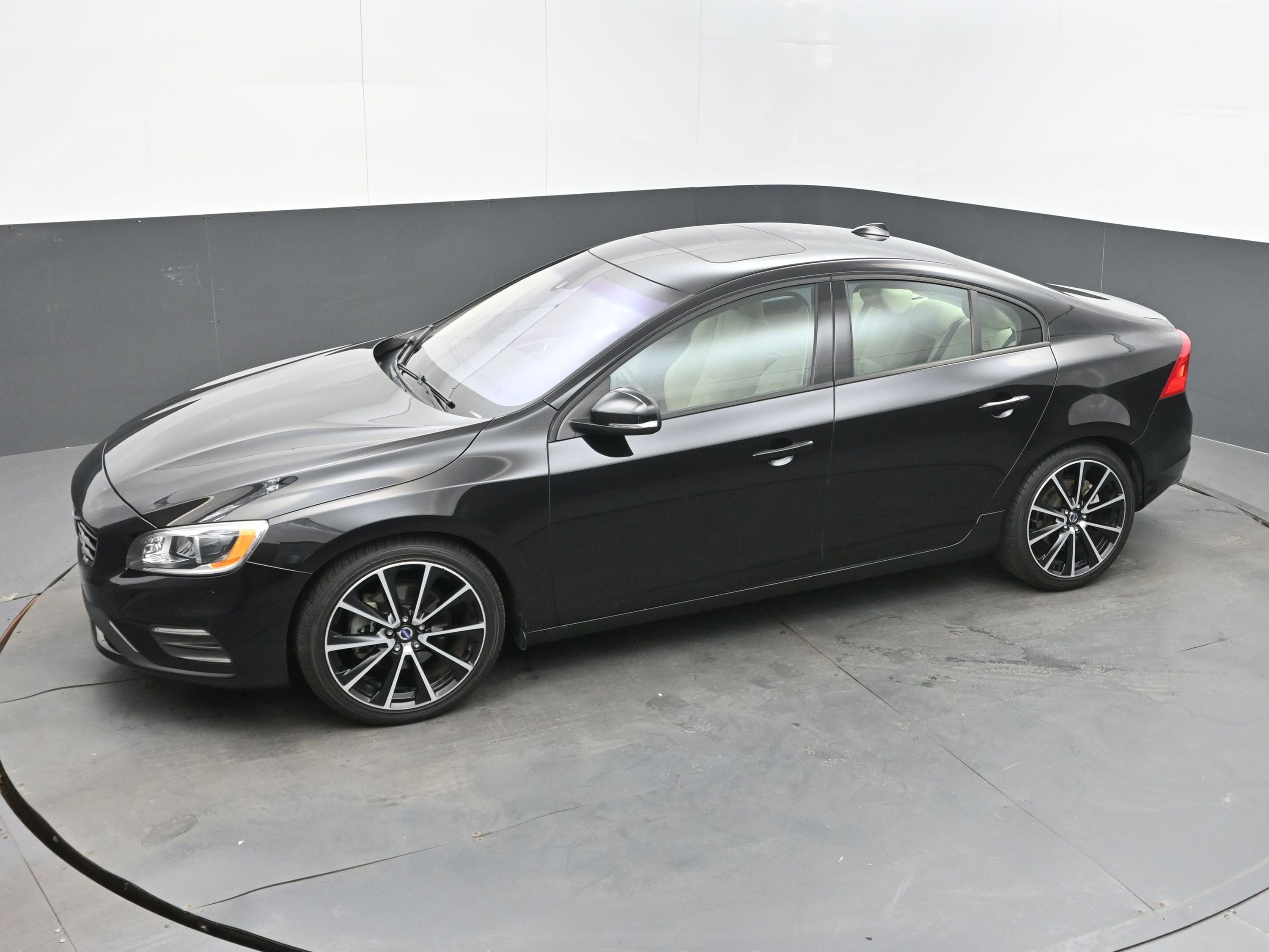 2017 Volvo S60 Dynamic