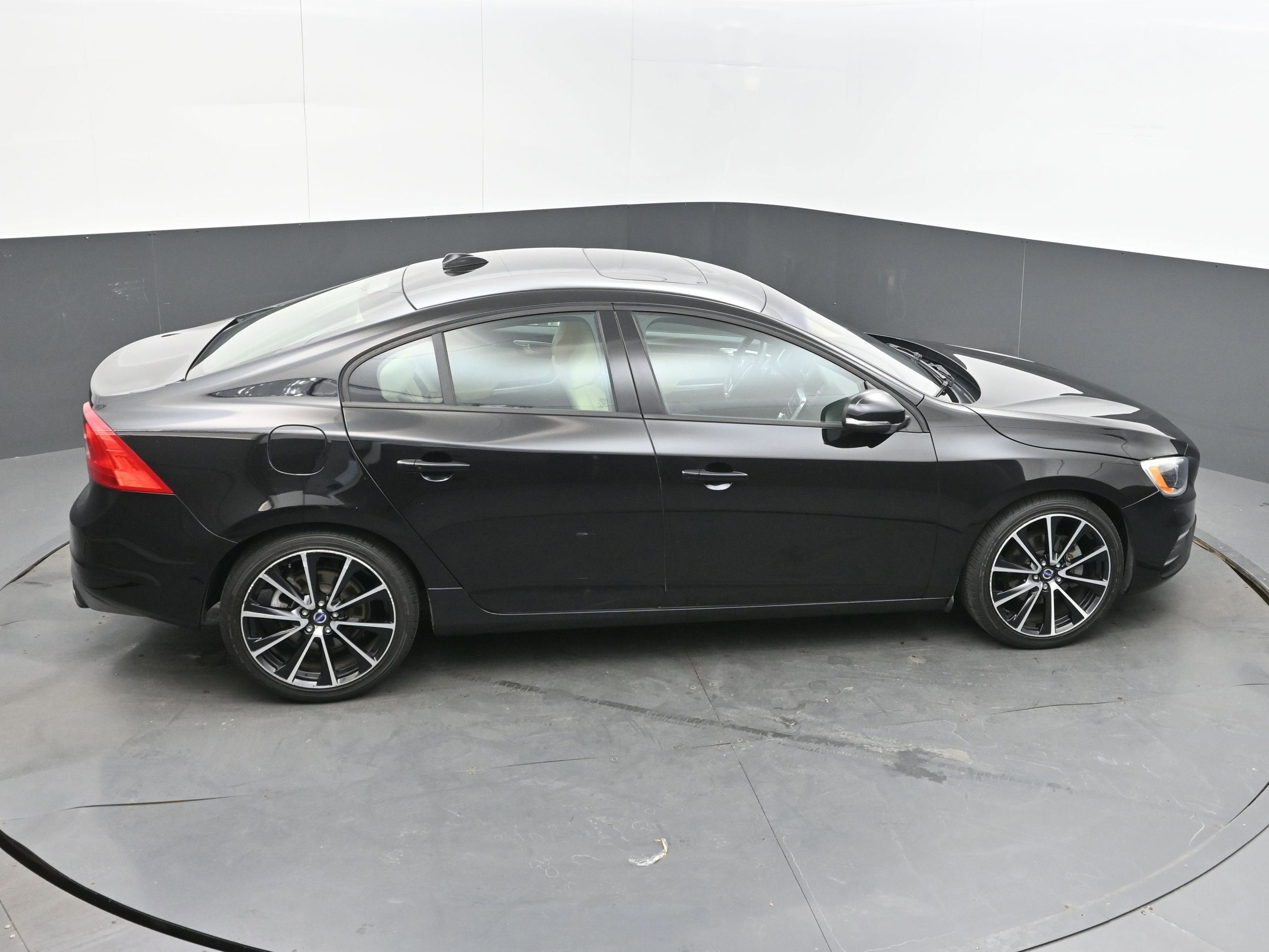 2017 Volvo S60 Dynamic