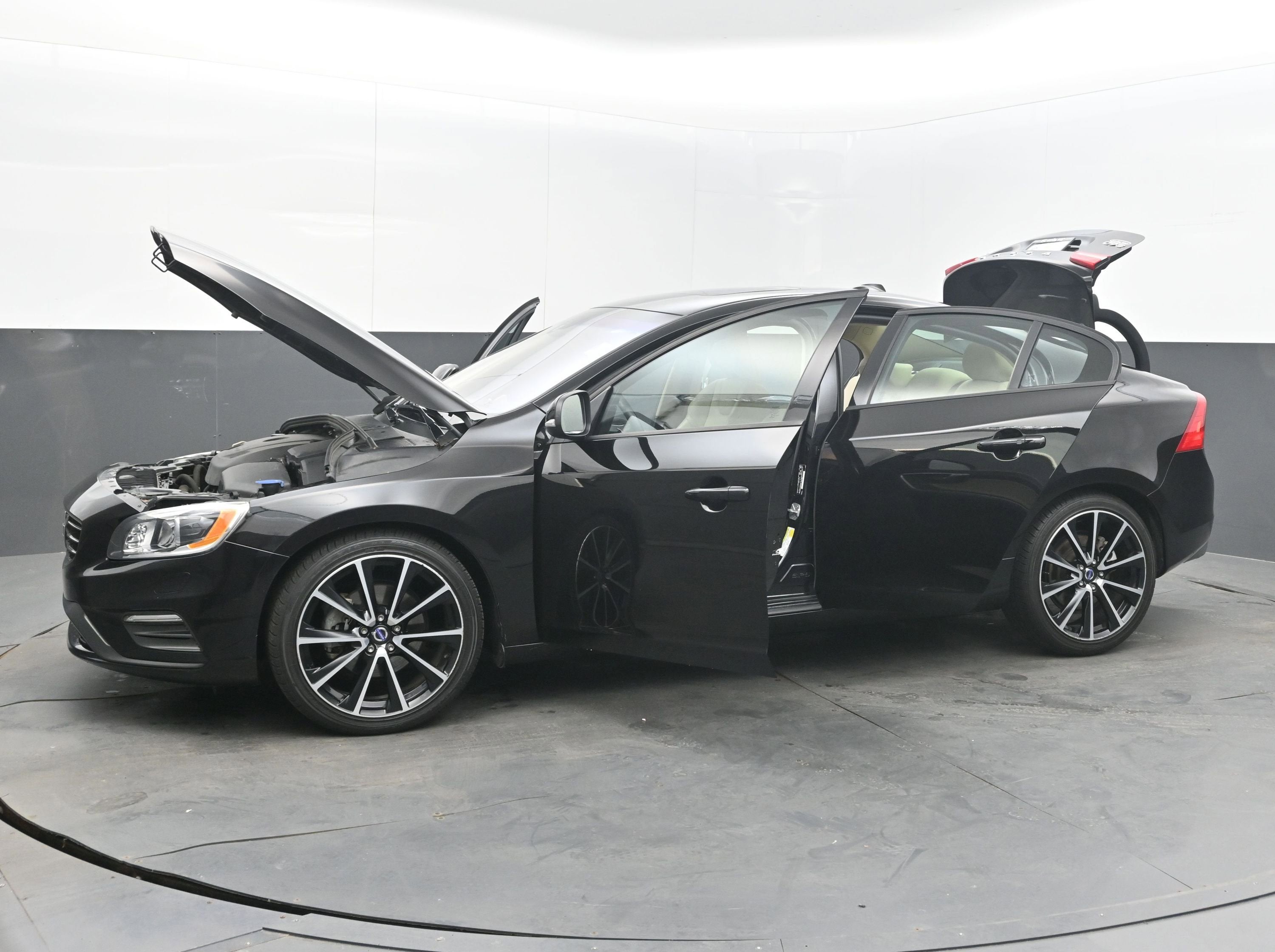 2017 Volvo S60 Dynamic