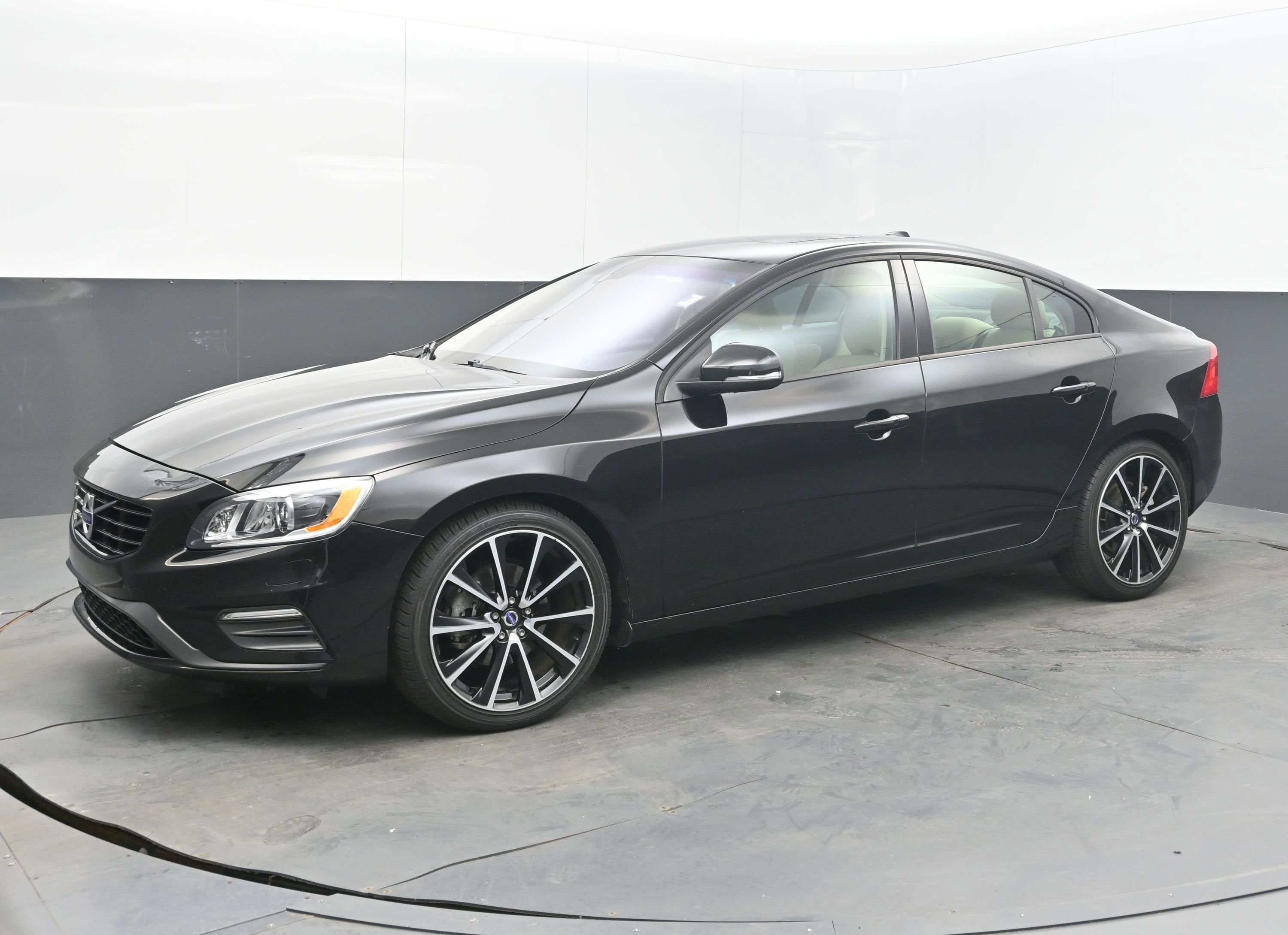 2017 Volvo S60 Dynamic