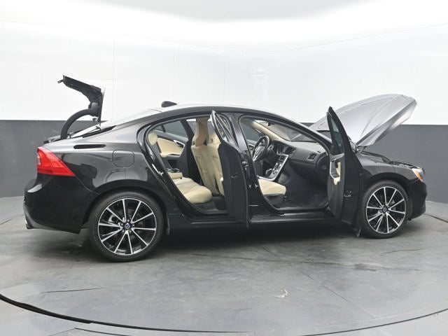 2017 Volvo S60 Dynamic