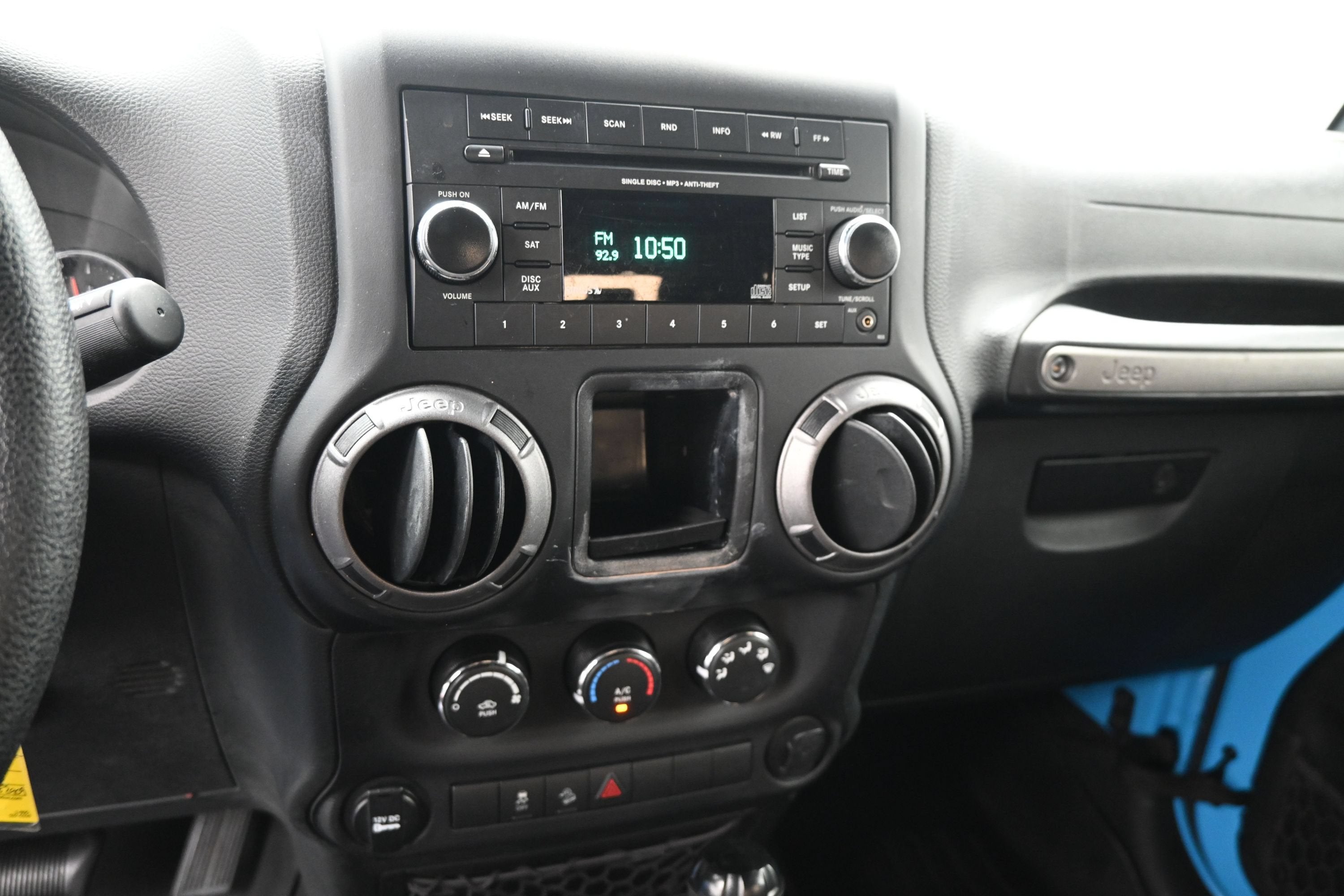 2017 Jeep Wrangler Sport