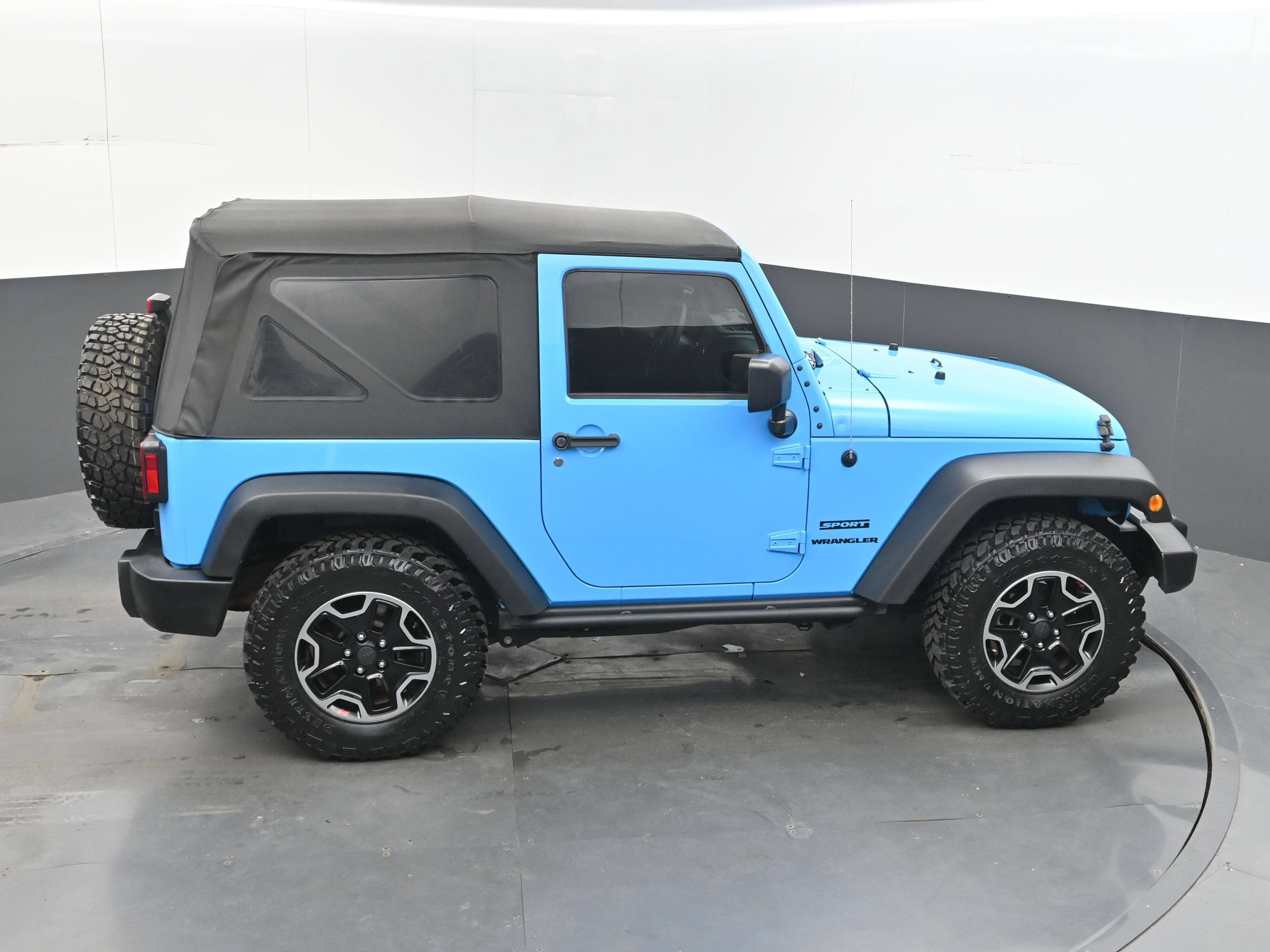 2017 Jeep Wrangler Sport
