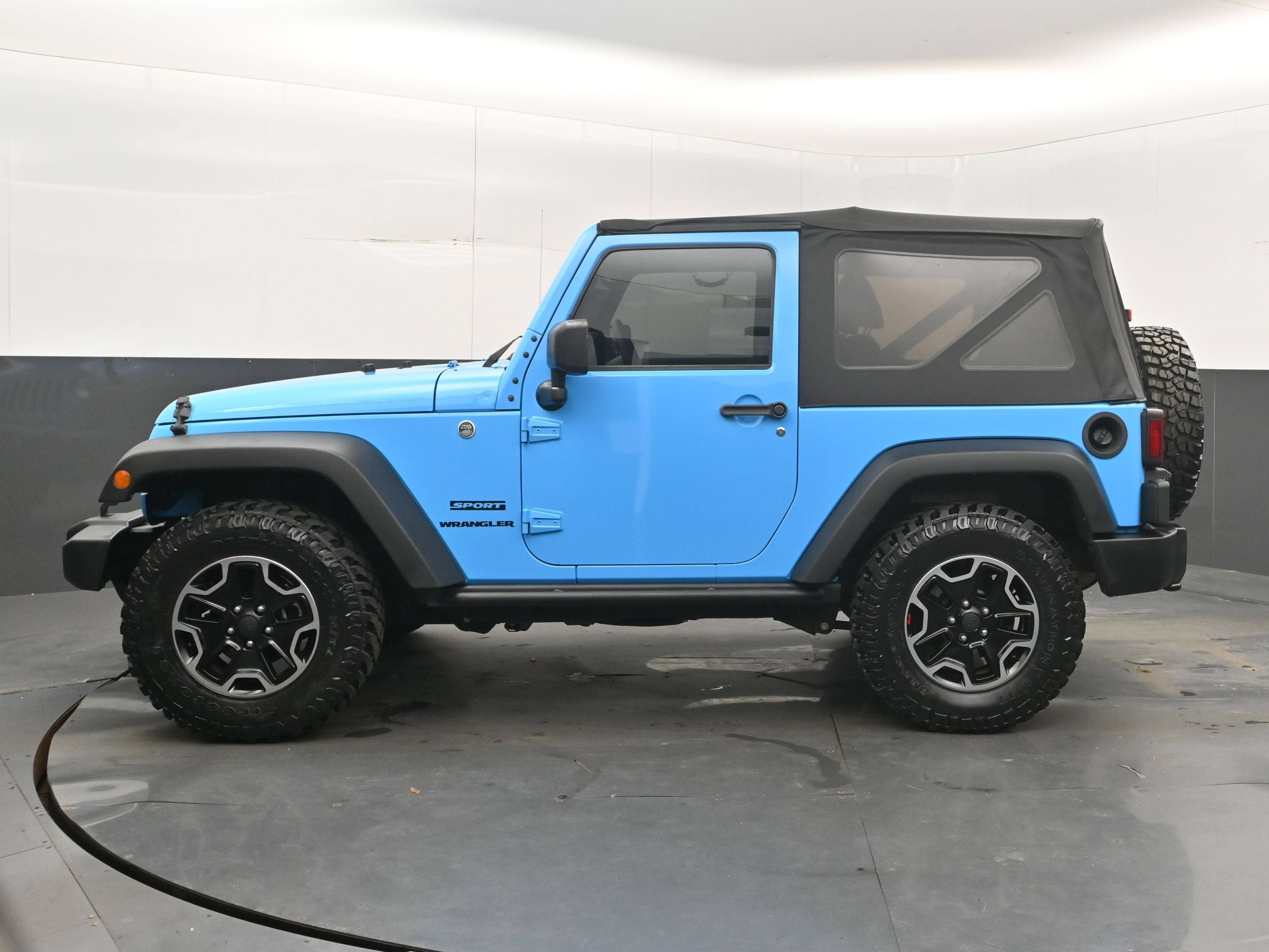 2017 Jeep Wrangler Sport