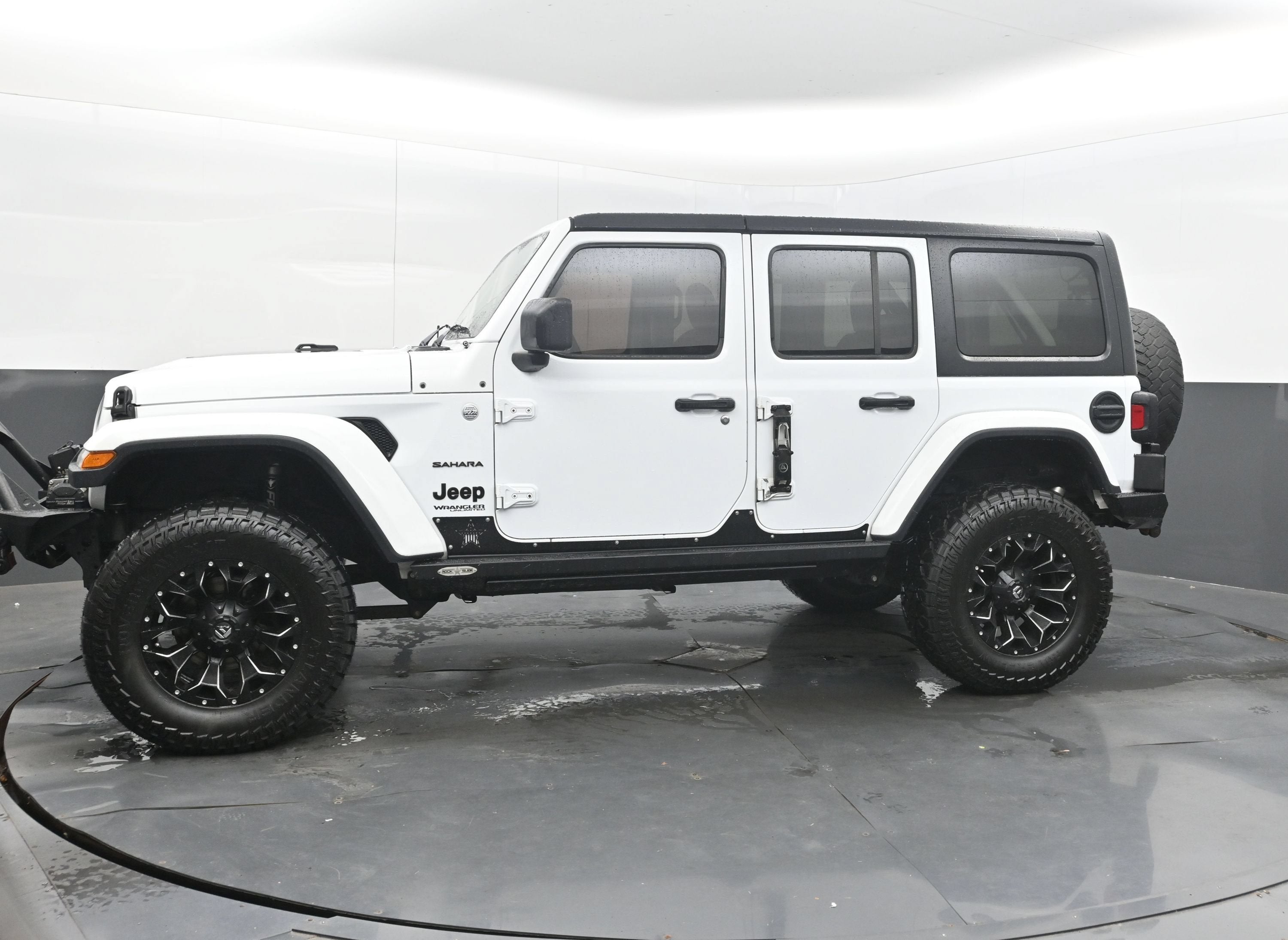 2018 Jeep Wrangler Unlimited Sahara 4x4