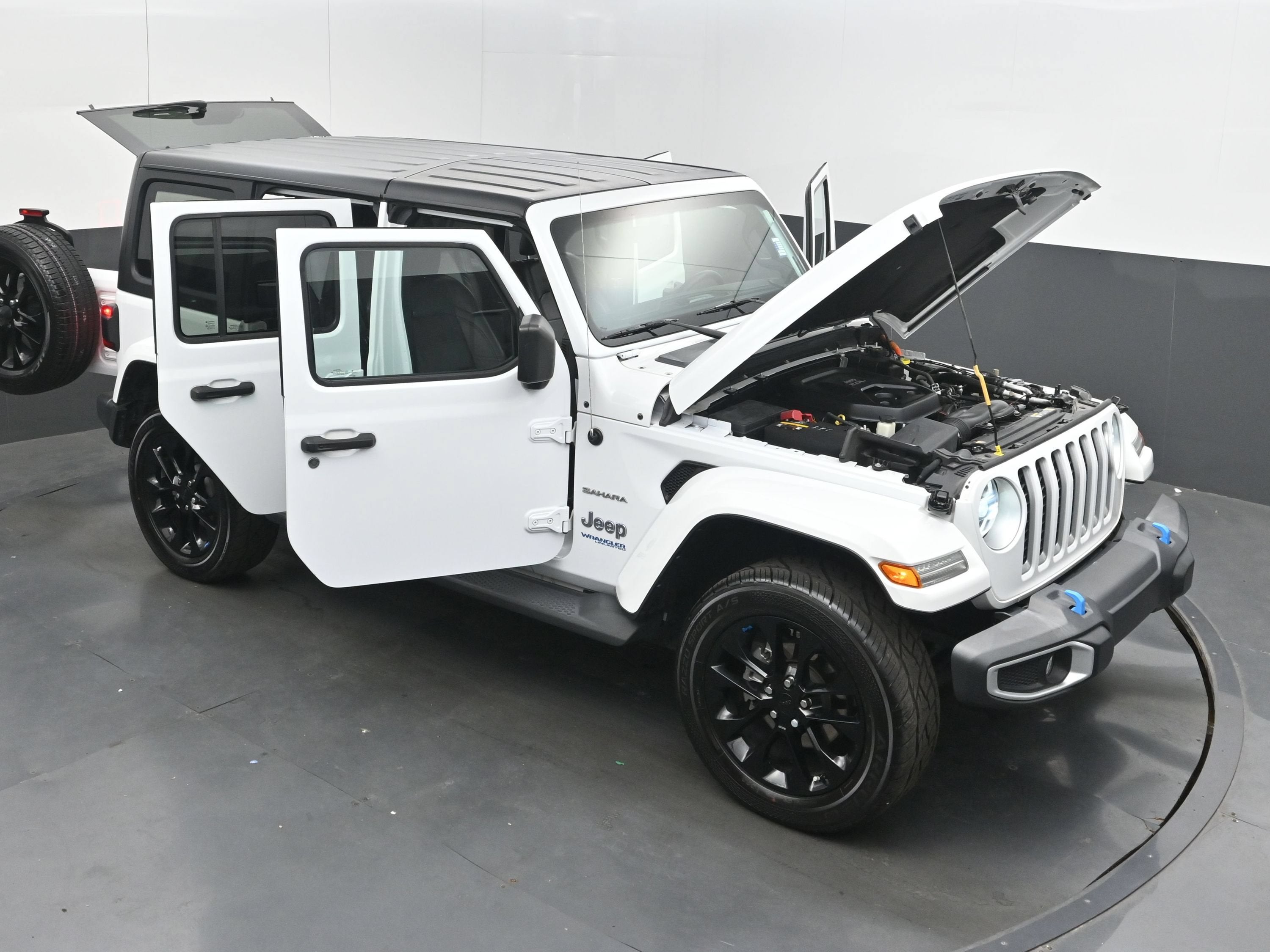 2022 Jeep Wrangler 4xe Unlimited Sahara 4x4