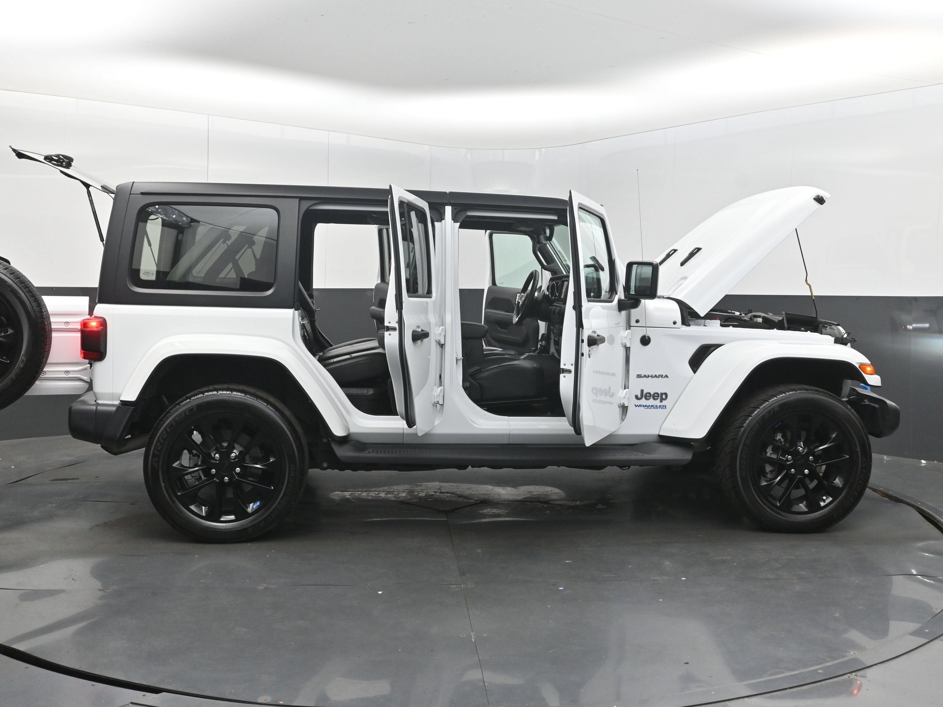 2022 Jeep Wrangler 4xe Unlimited Sahara 4x4