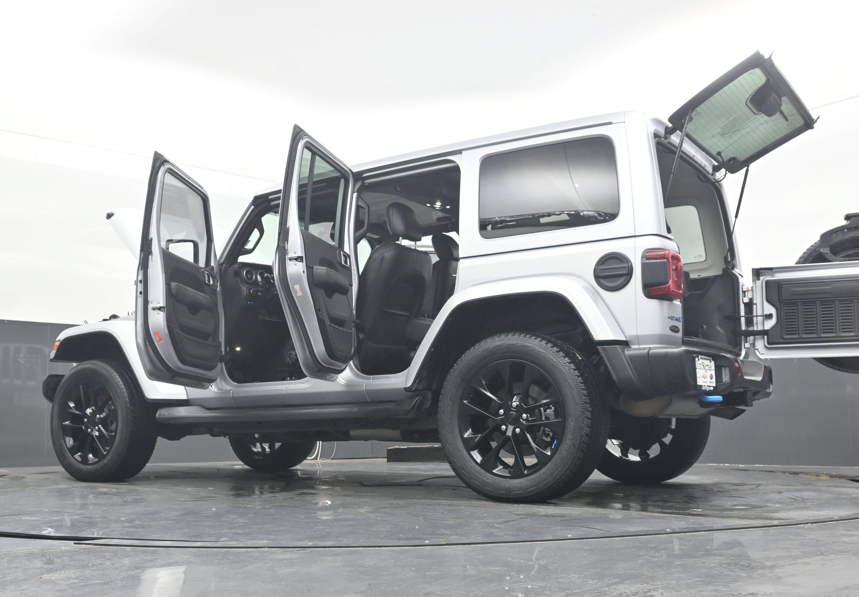 2023 Jeep Wrangler 4xe Sahara 4x4