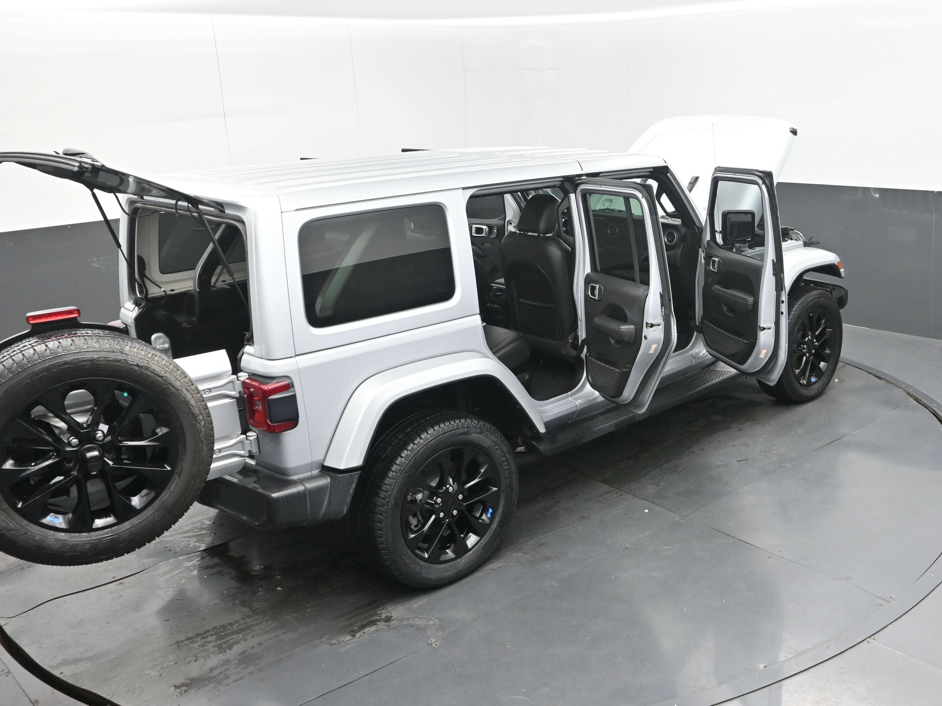 2023 Jeep Wrangler 4xe Sahara 4x4