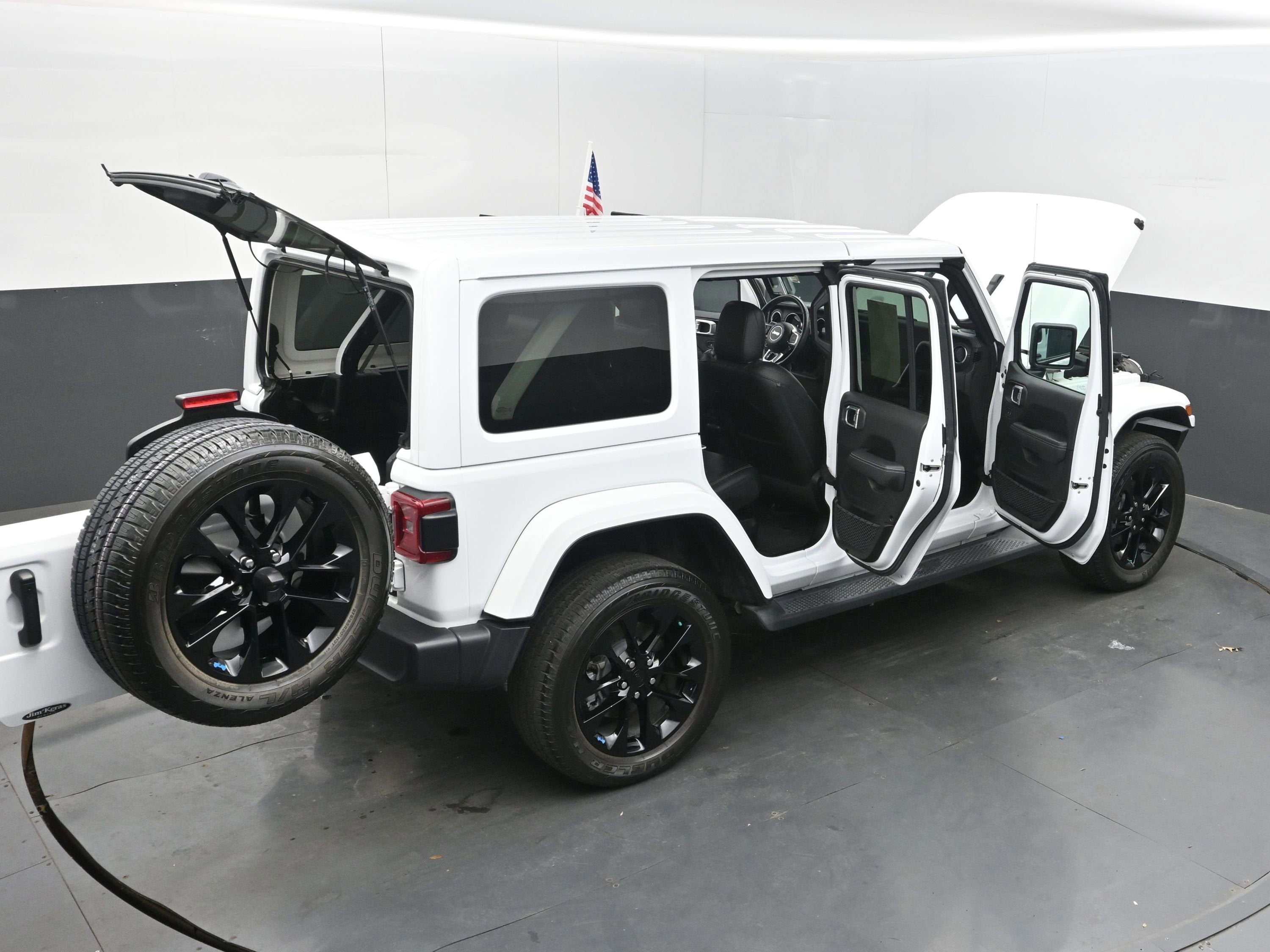 2022 Jeep Wrangler 4xe Unlimited Sahara 4x4