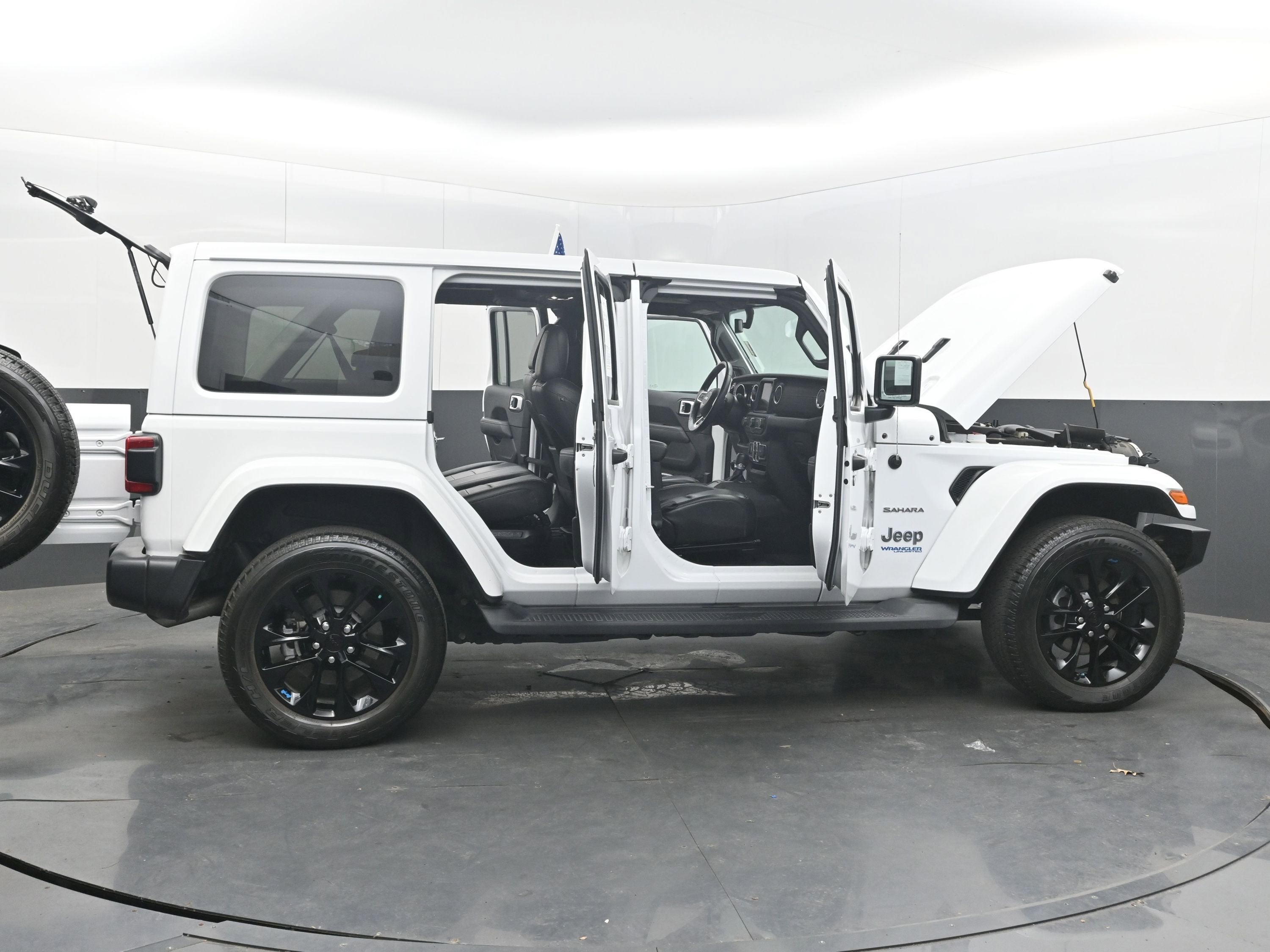 2022 Jeep Wrangler 4xe Unlimited Sahara 4x4