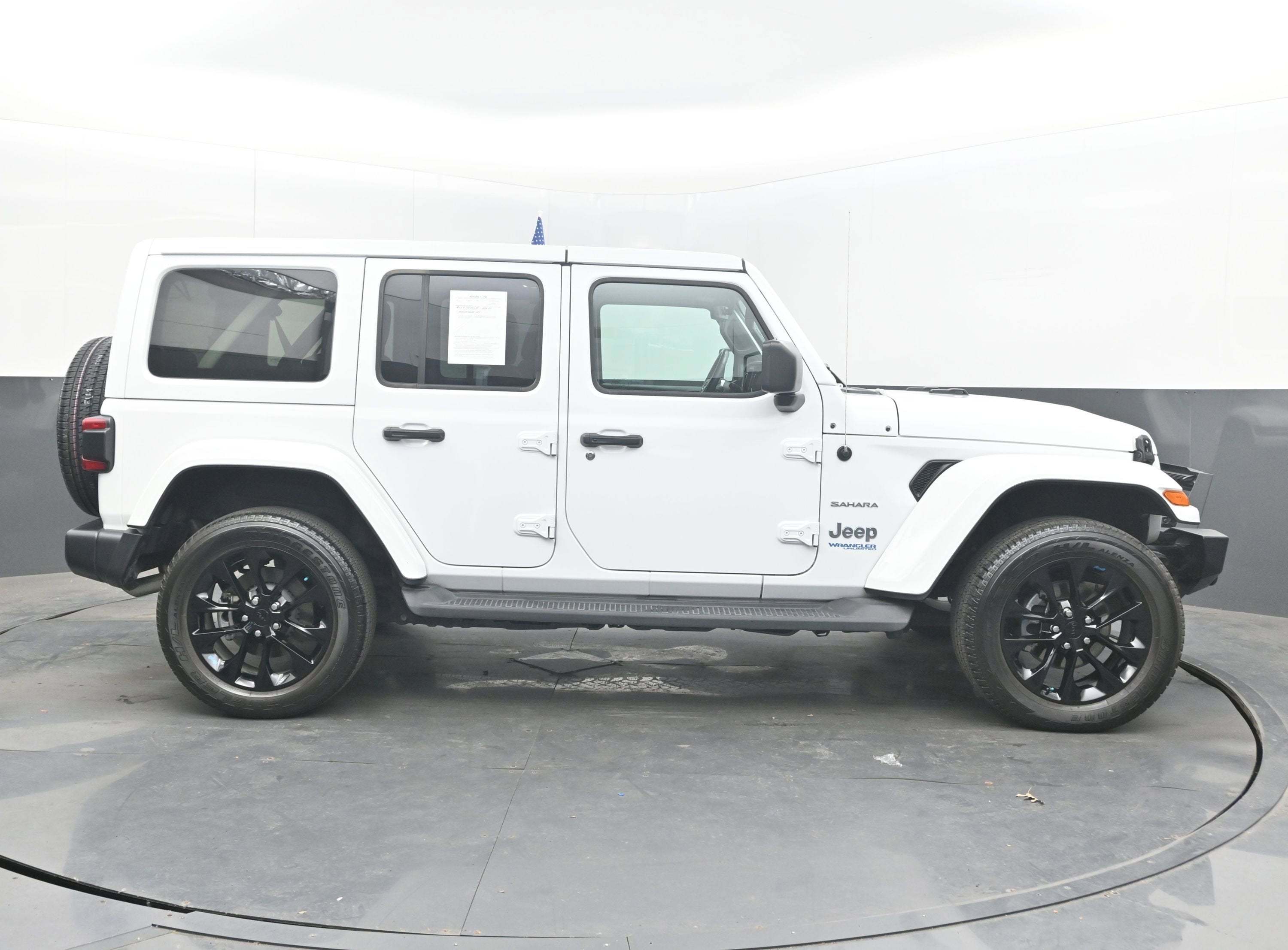 2022 Jeep Wrangler 4xe Unlimited Sahara 4x4