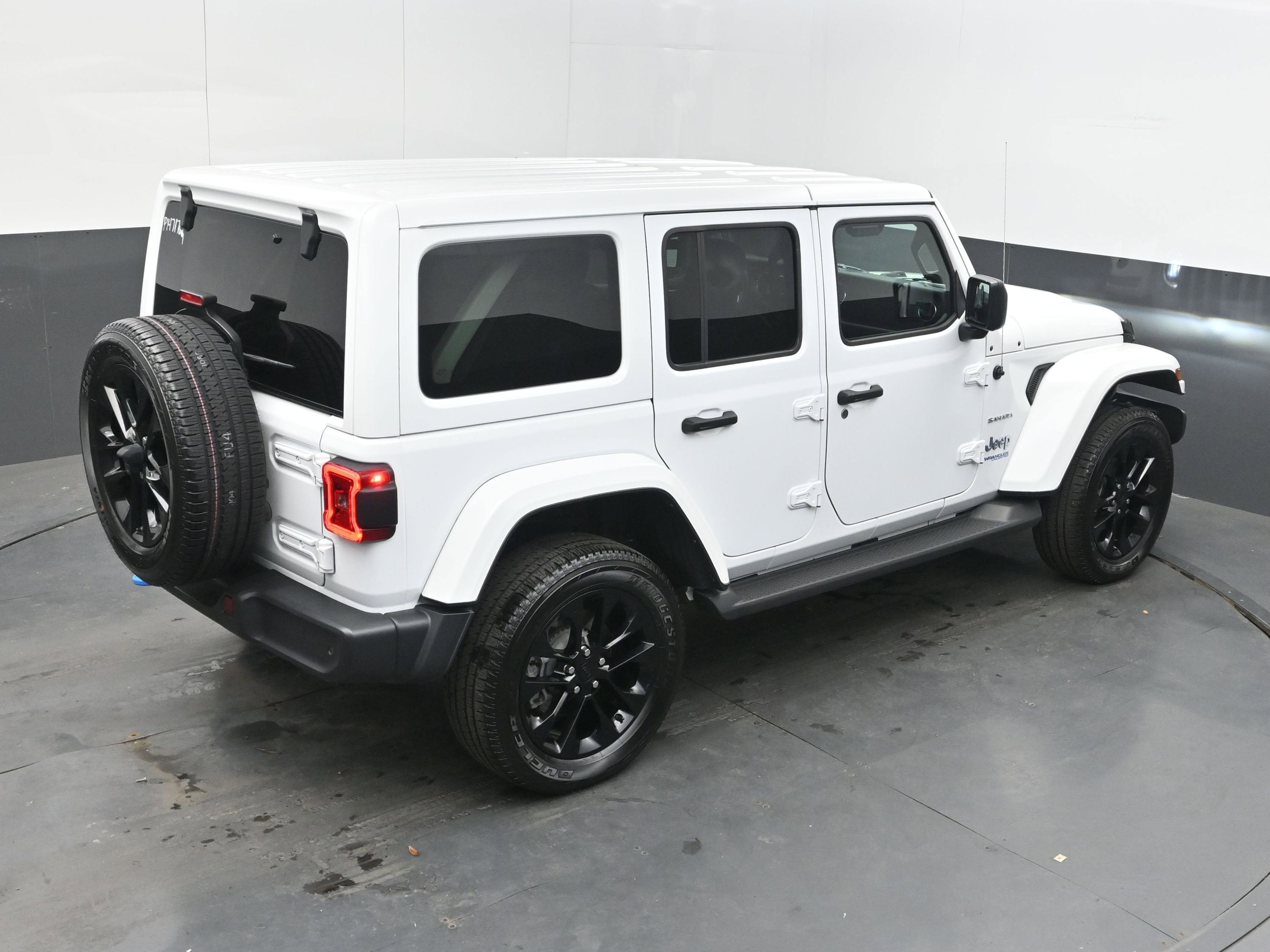 2022 Jeep Wrangler 4xe Unlimited Sahara 4x4
