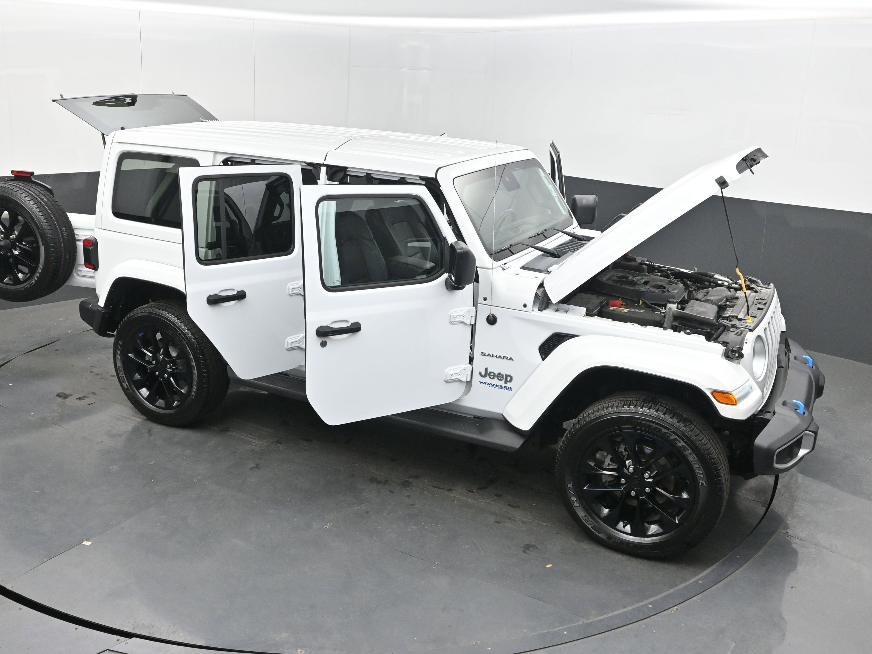 2022 Jeep Wrangler 4xe Unlimited Sahara 4x4