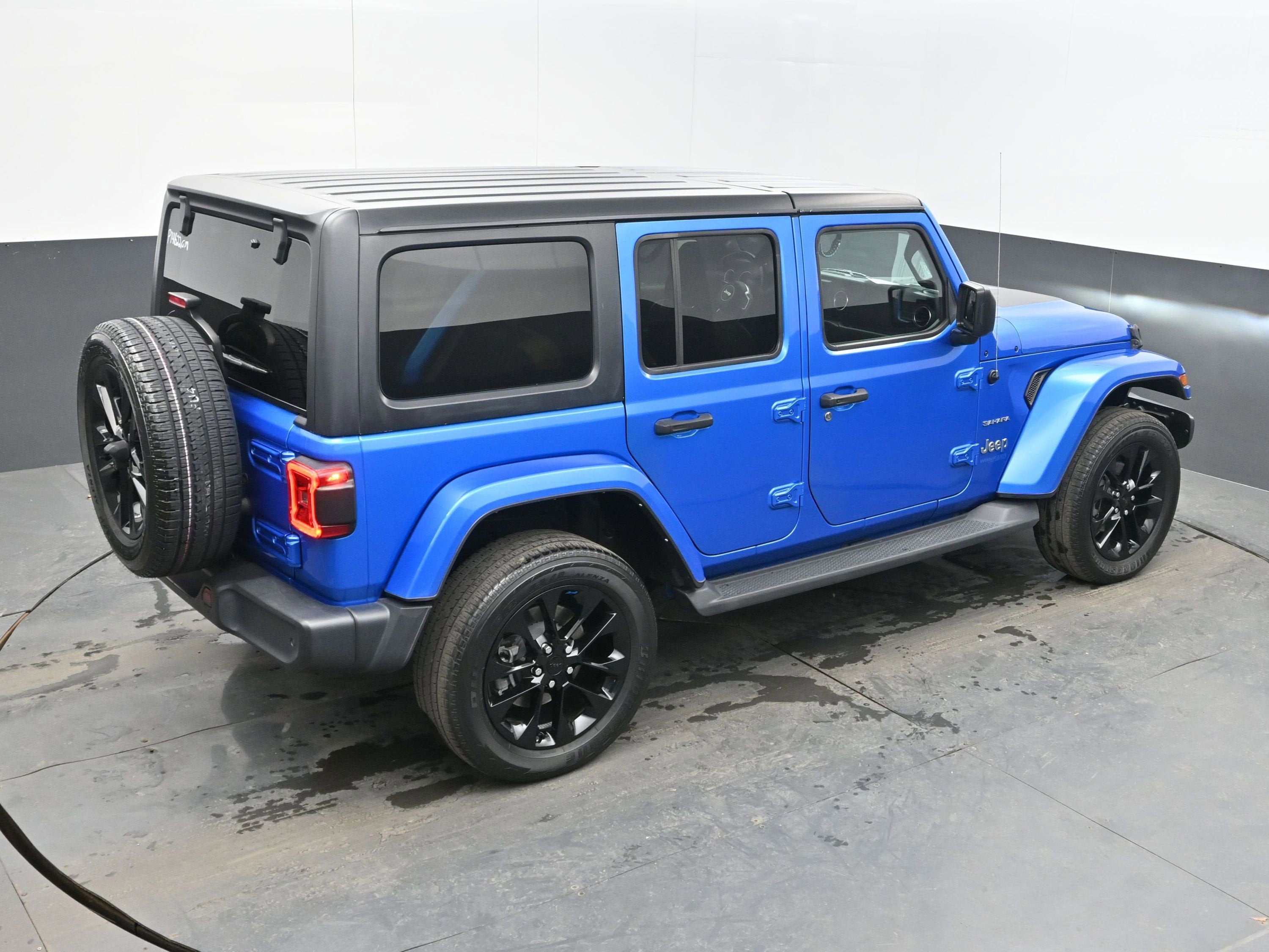2022 Jeep Wrangler 4xe Unlimited Sahara 4x4
