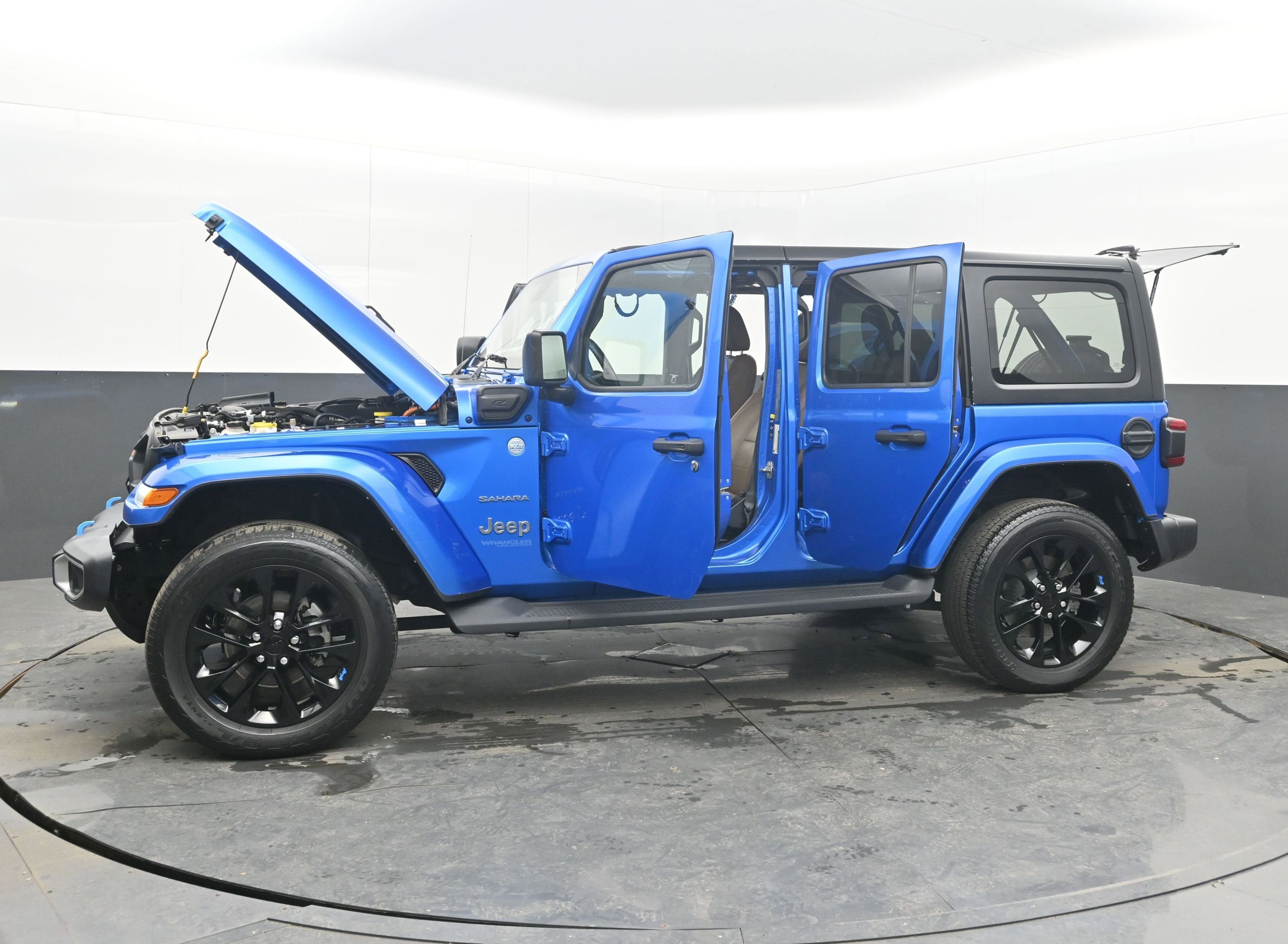 2022 Jeep Wrangler 4xe Unlimited Sahara 4x4