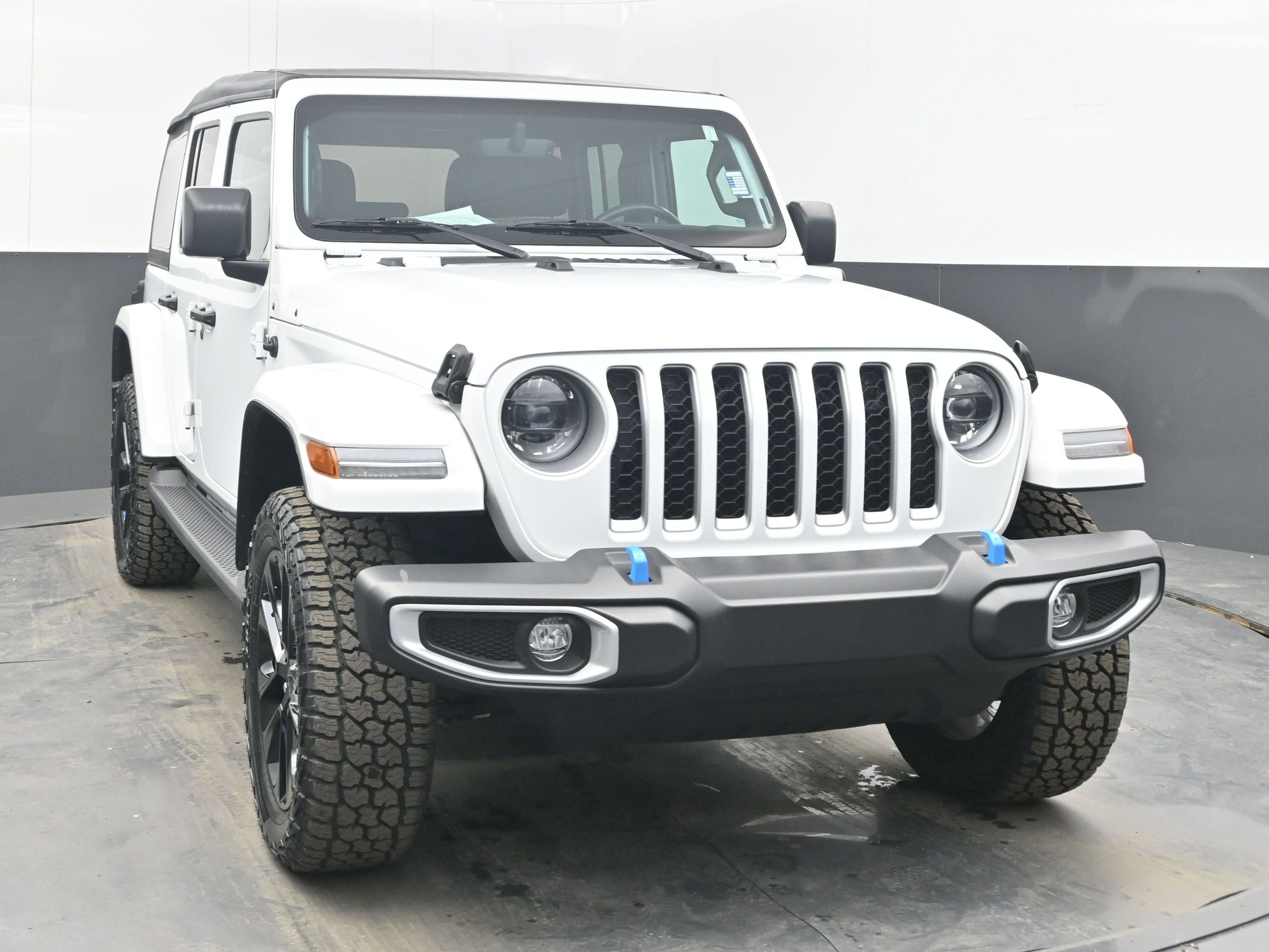 2023 Jeep Wrangler 4xe Sahara 4x4