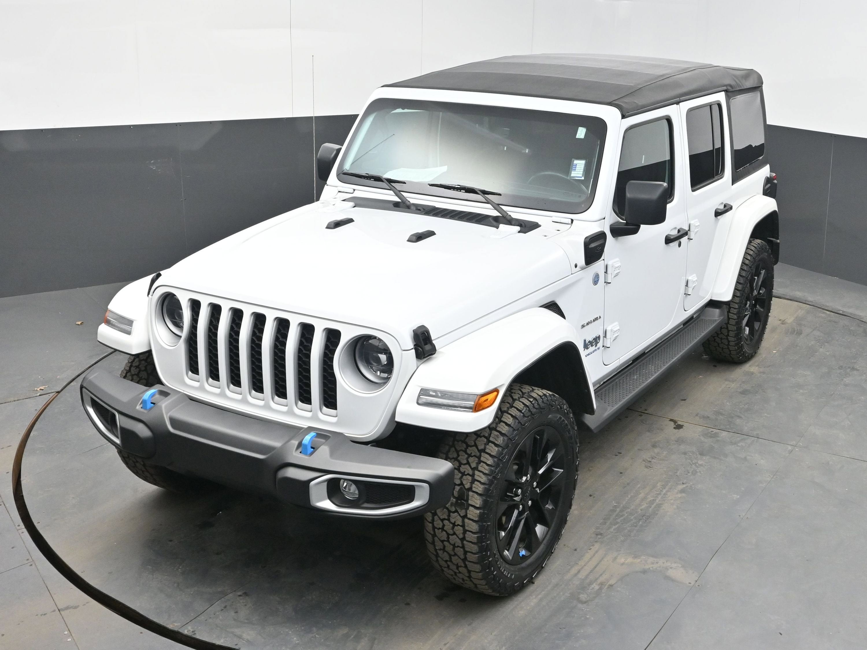 2023 Jeep Wrangler 4xe Sahara 4x4