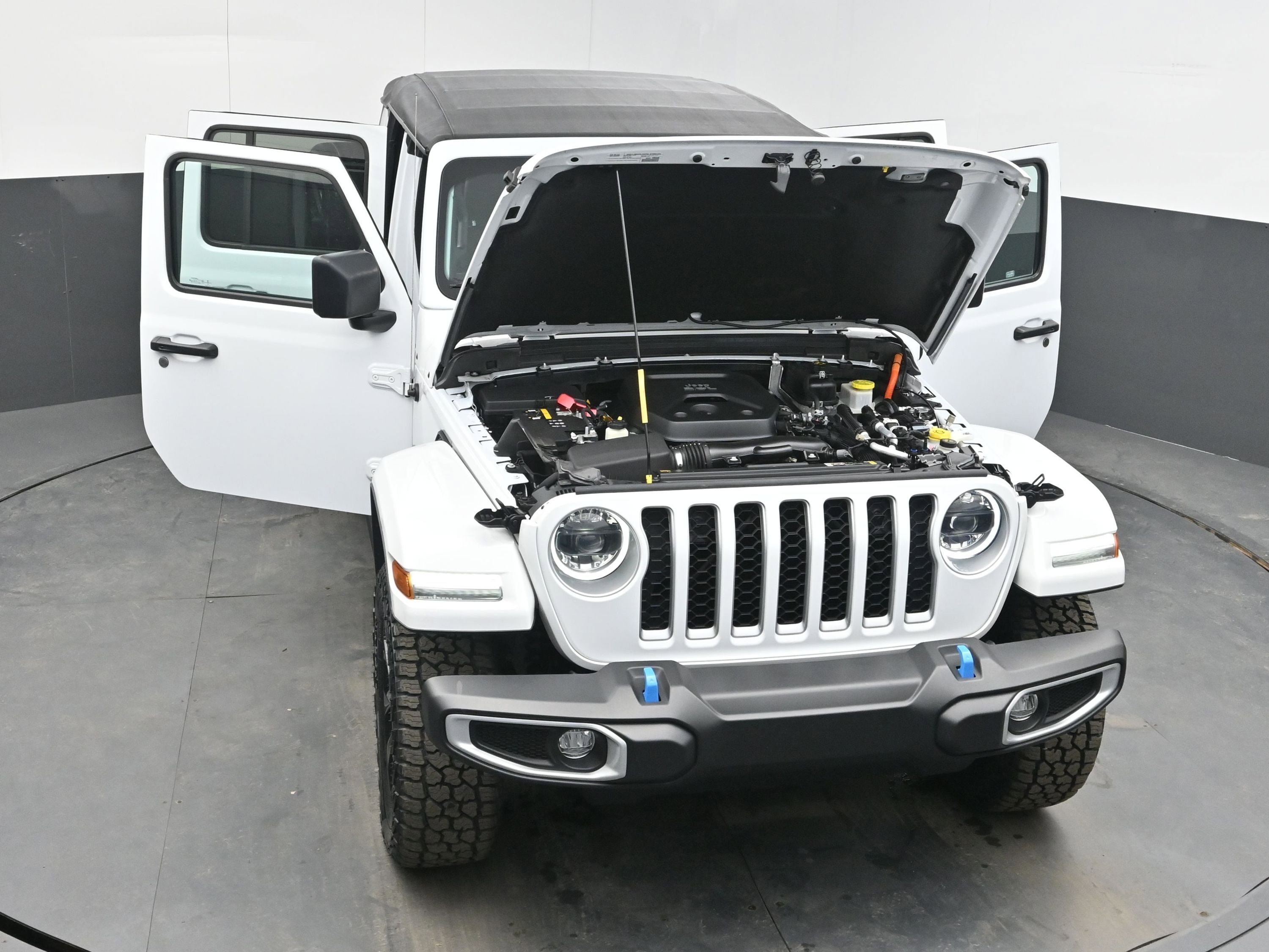 2023 Jeep Wrangler 4xe Sahara 4x4