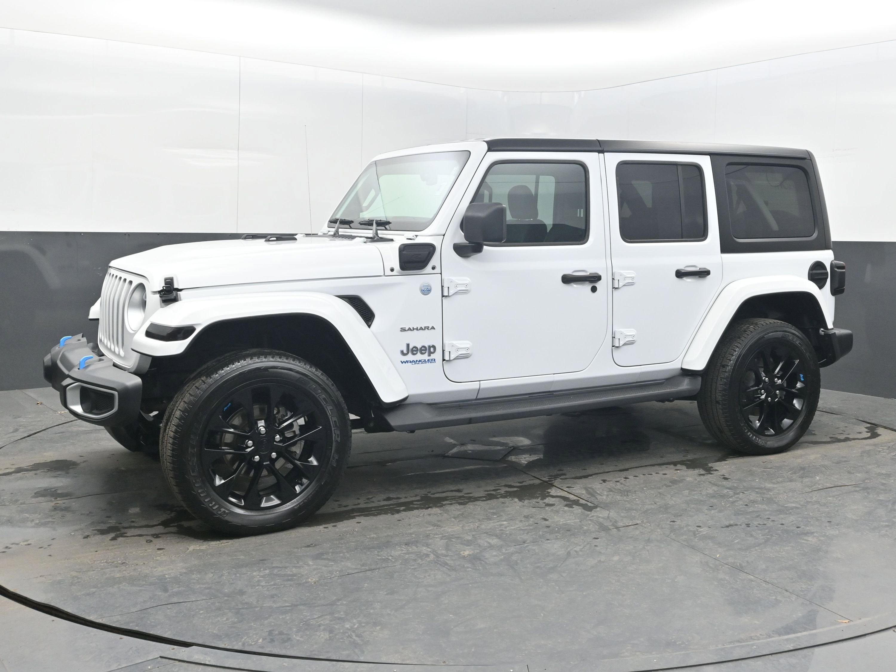 2022 Jeep Wrangler 4xe Unlimited Sahara 4x4