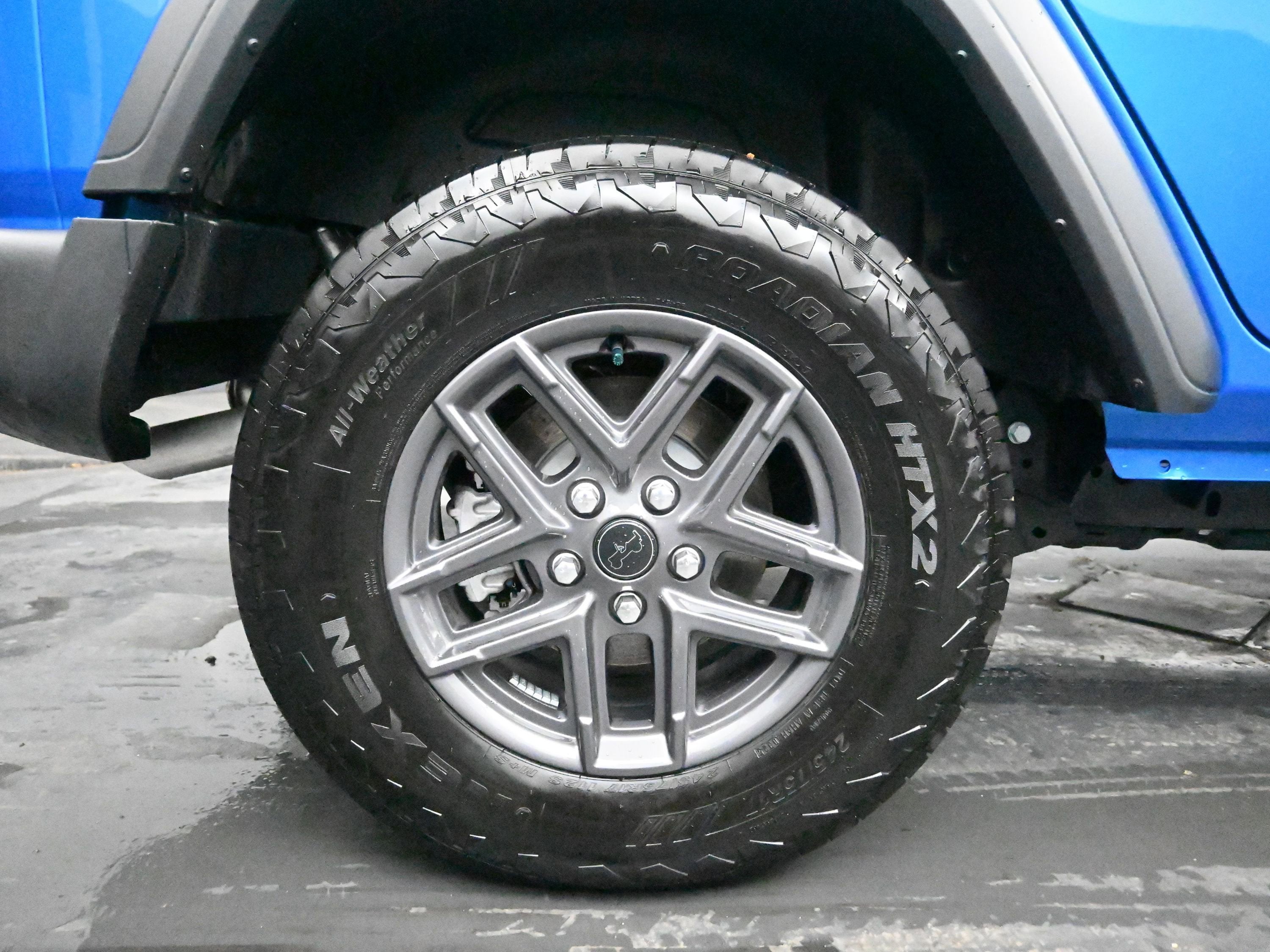 2025 Jeep Wrangler 4-Door Summit 4x4