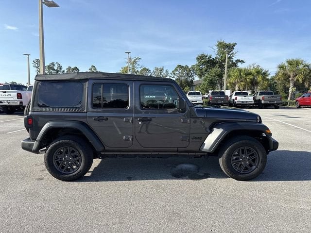 2025 Jeep Wrangler 4-Door Summit 4x4