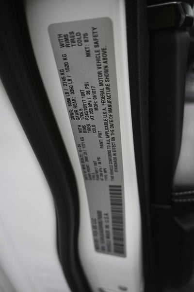 2024 Jeep Grand Cherokee Laredo 4x2