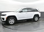 2024 Jeep Grand Cherokee Laredo 4x2