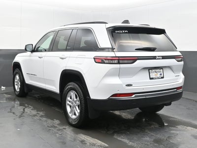 2024 Jeep Grand Cherokee Laredo 4x2