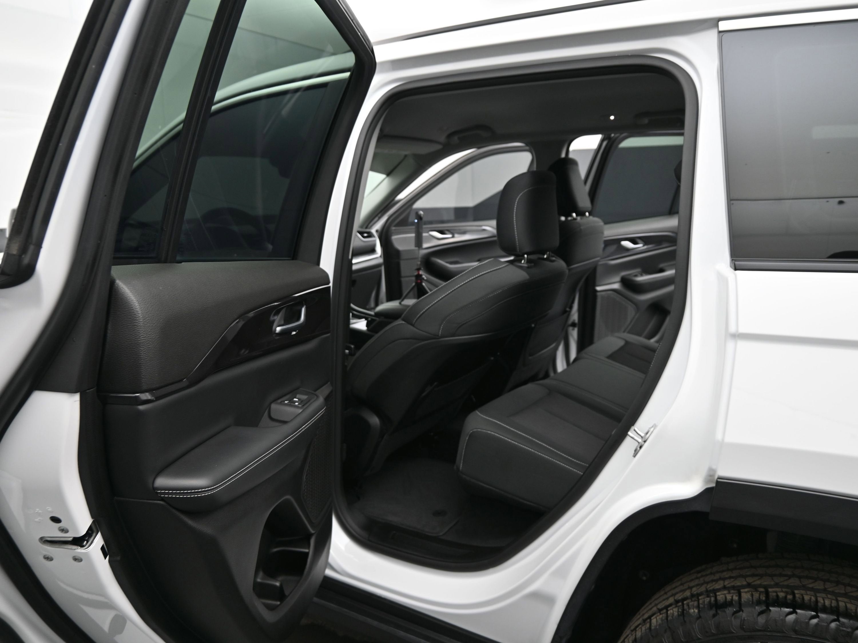 2023 Jeep Grand Cherokee Laredo 4x4