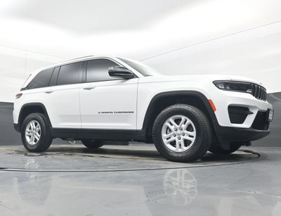 2023 Jeep Grand Cherokee Laredo 4x4