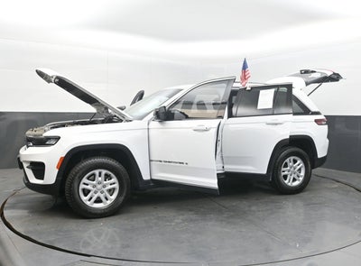 2023 Jeep Grand Cherokee Laredo 4x4