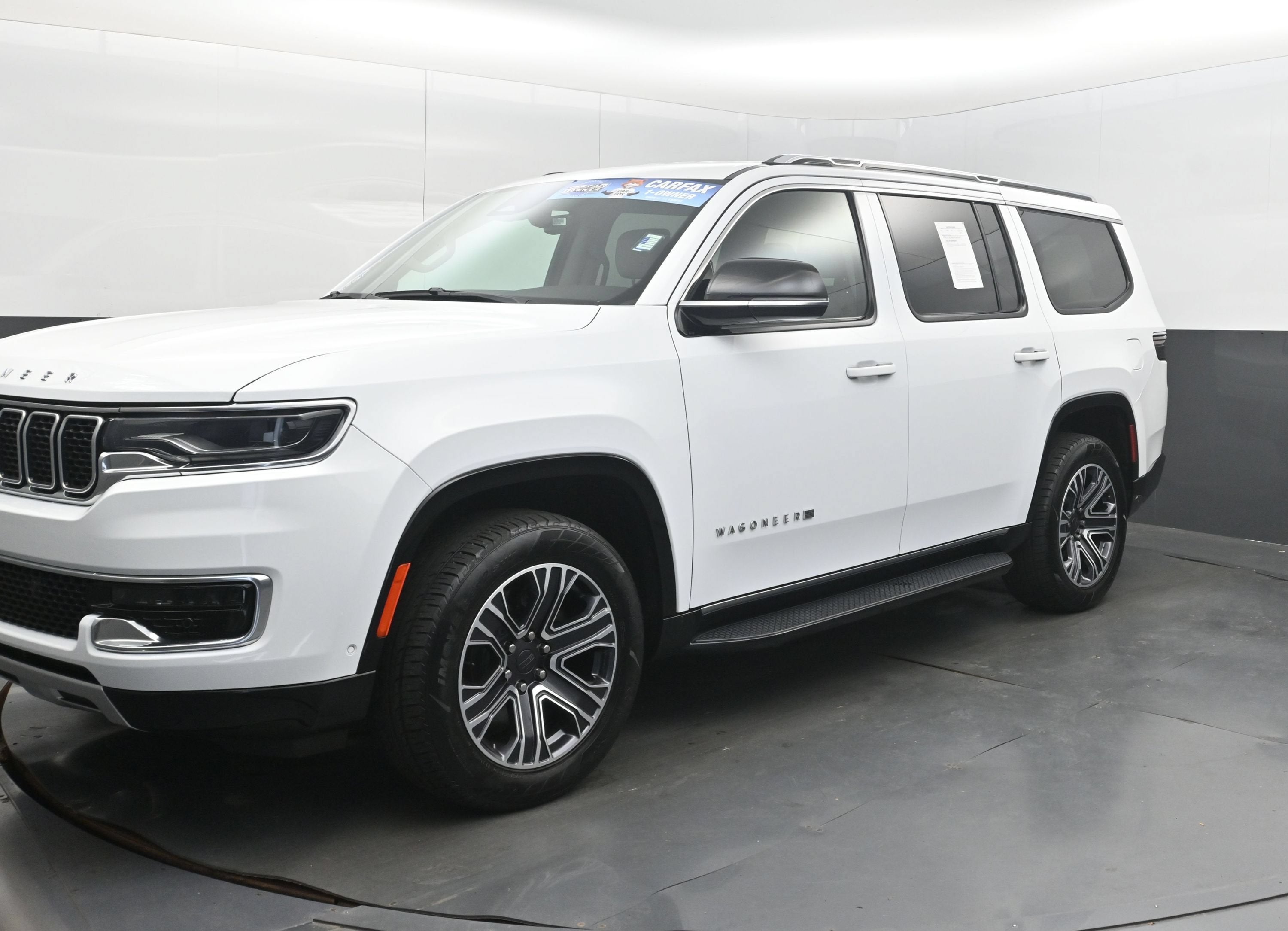 2024 Jeep Wagoneer Series II 4x2