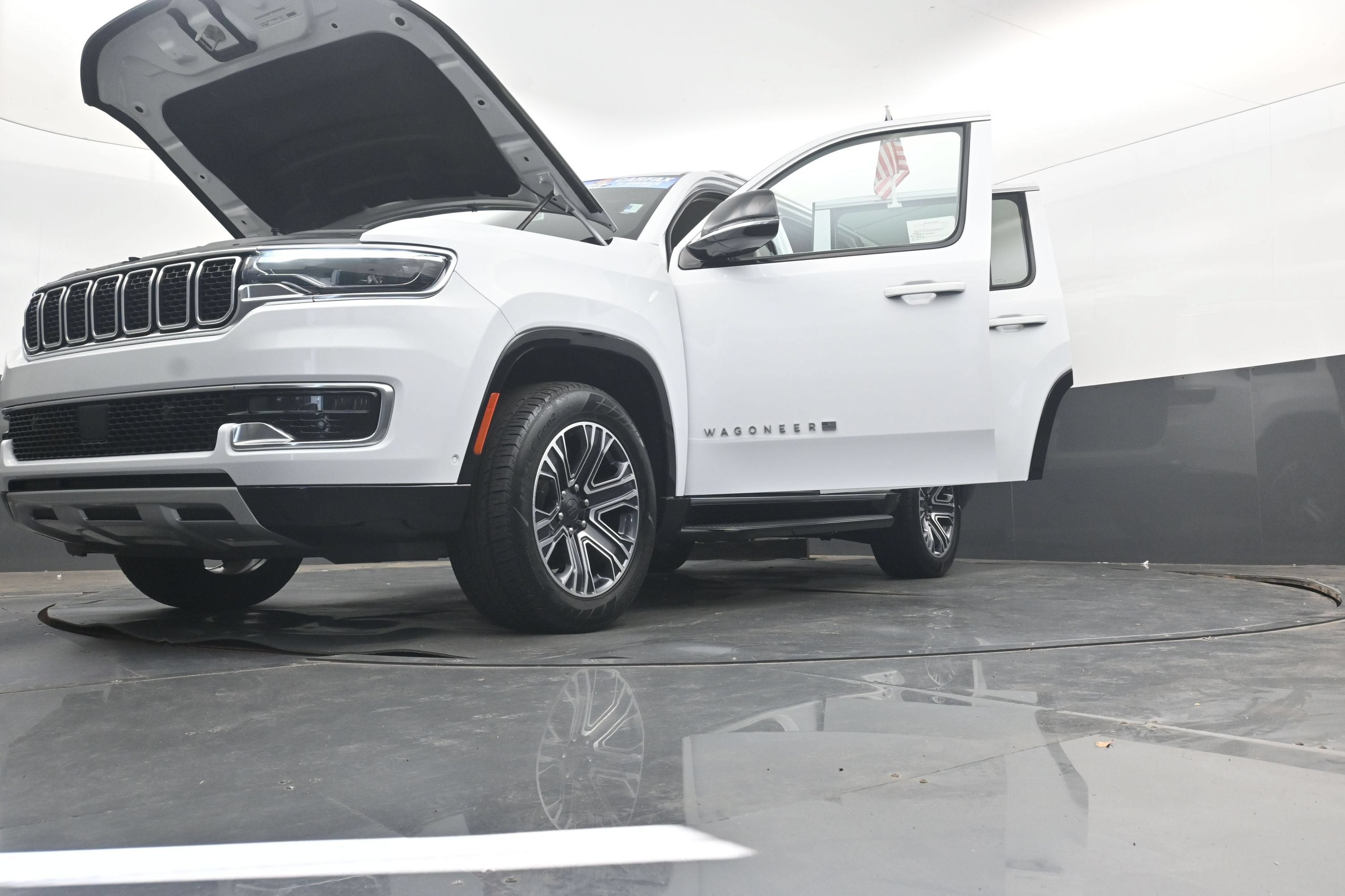 2024 Jeep Wagoneer Series II 4x2
