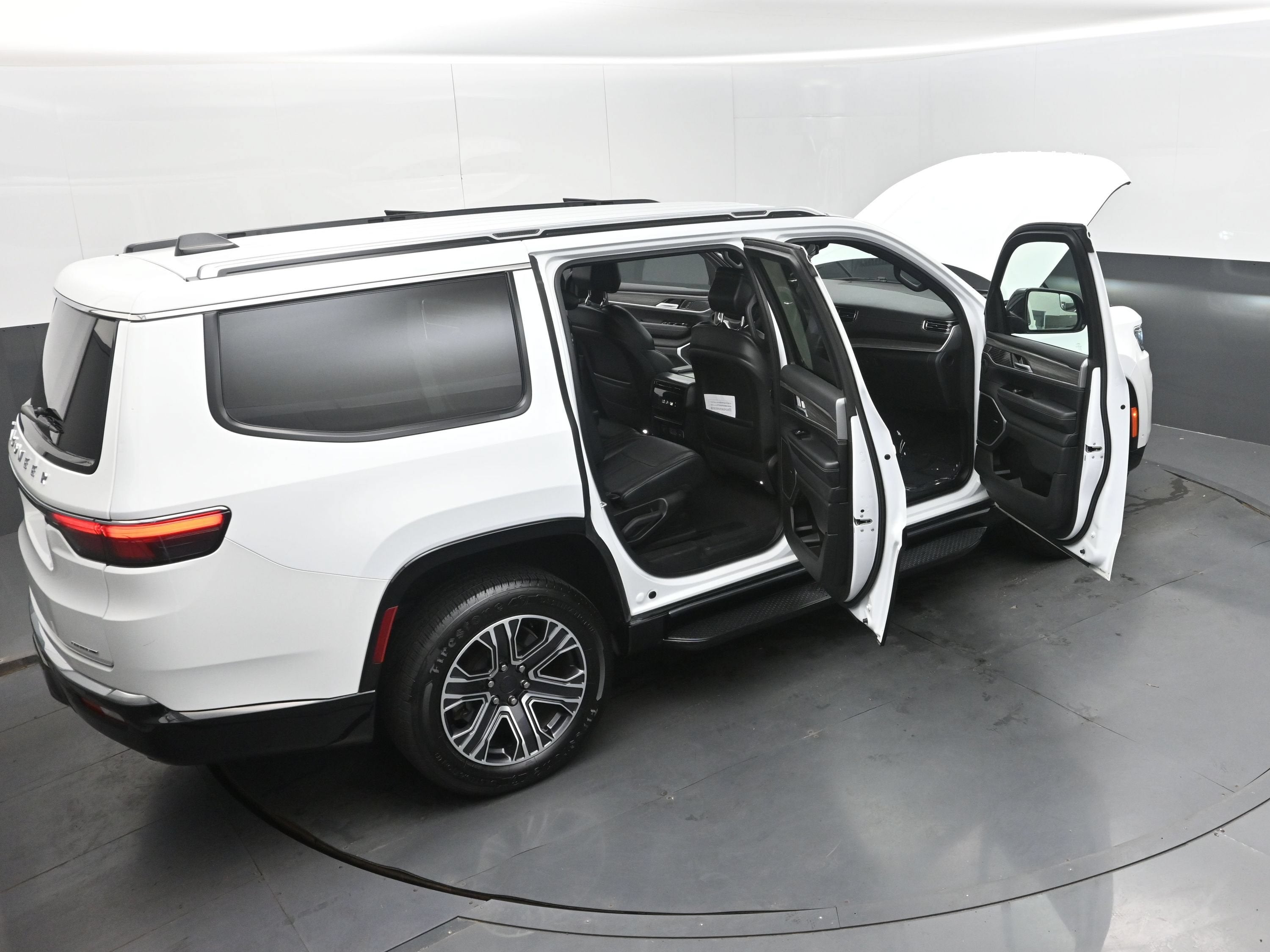 2024 Jeep Wagoneer Series II