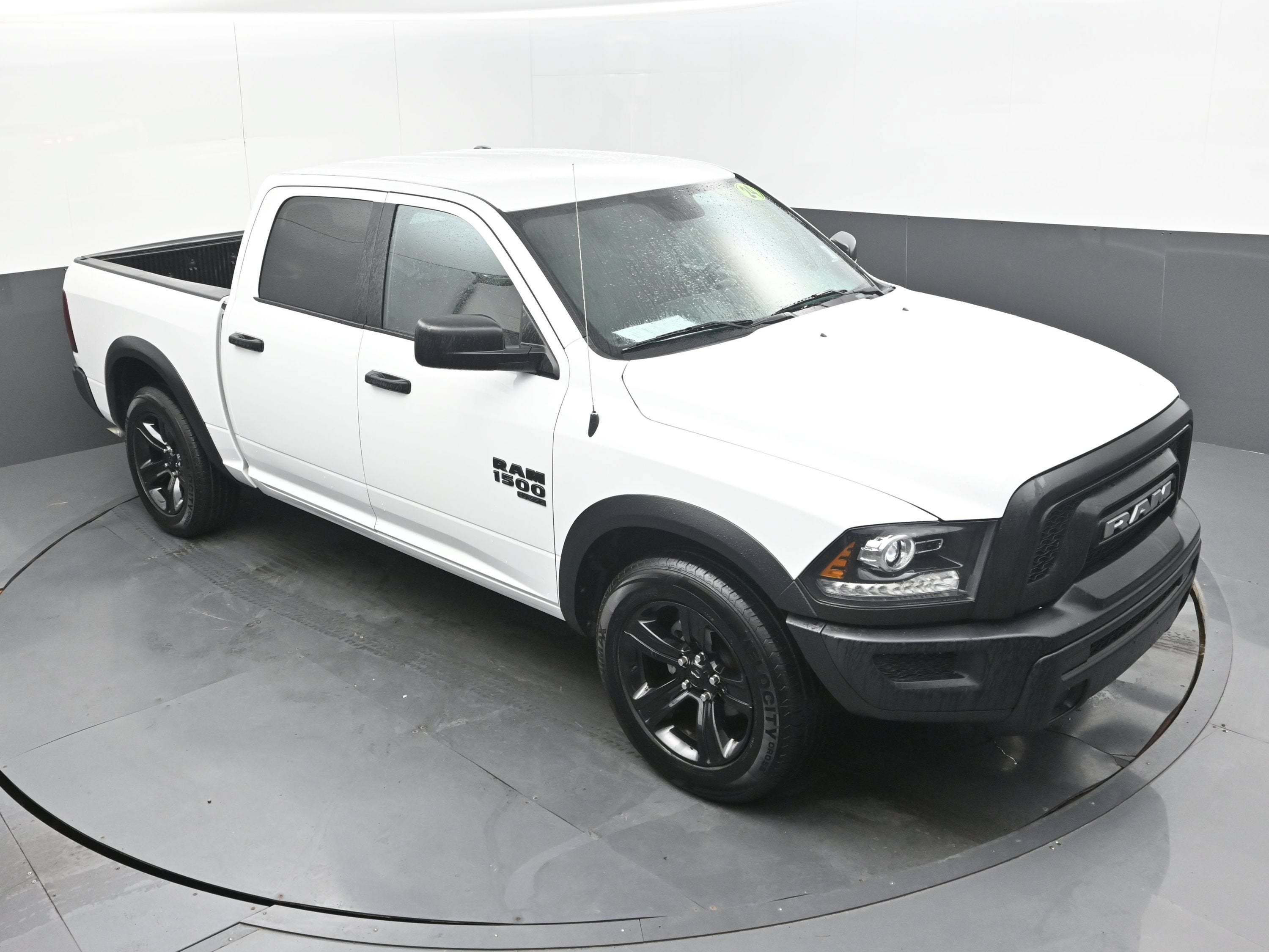 2024 RAM 1500 Classic Warlock Crew Cab 4x2 5'7" Box